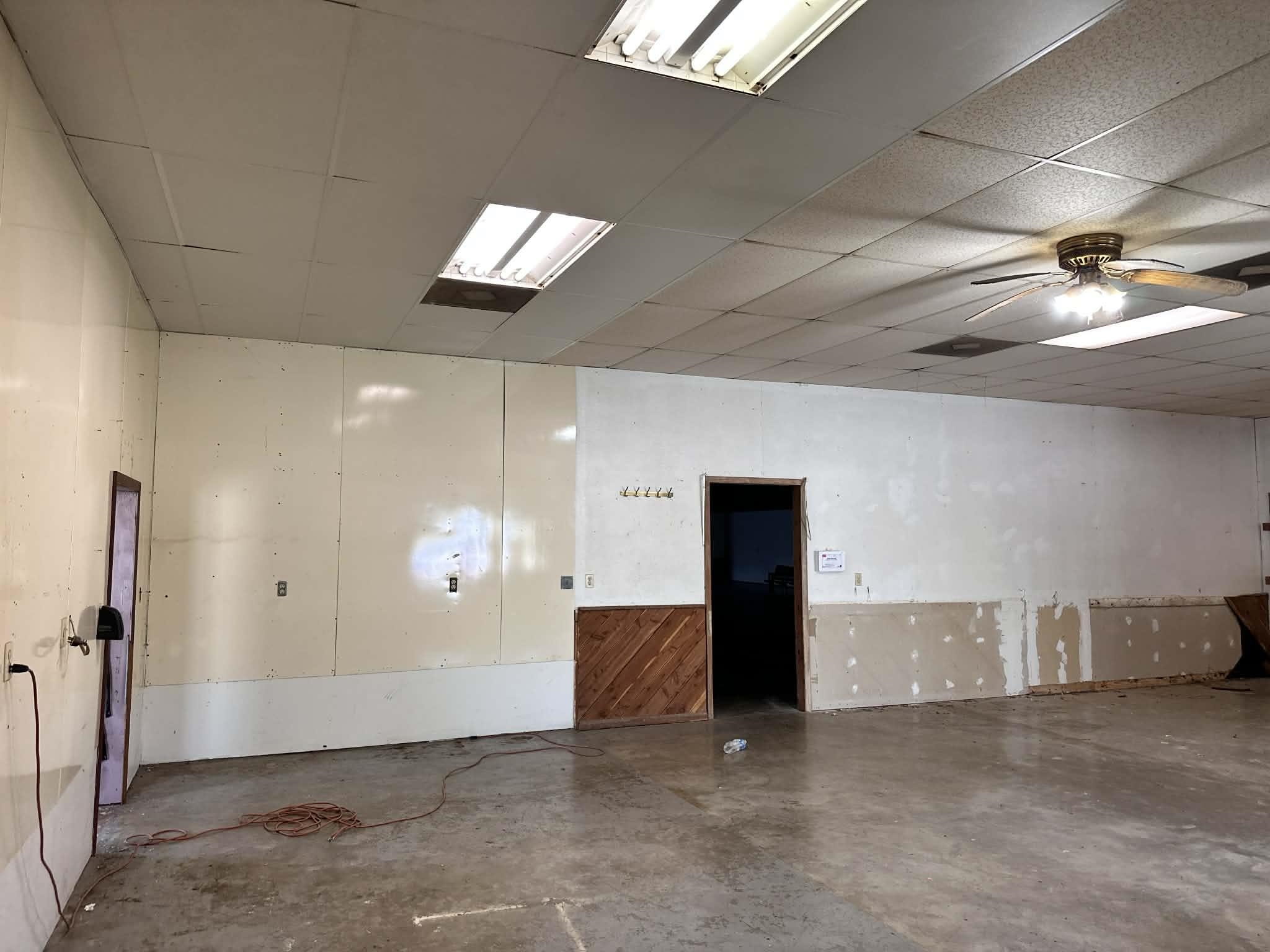 Metes & Bounds - Commercial Sale