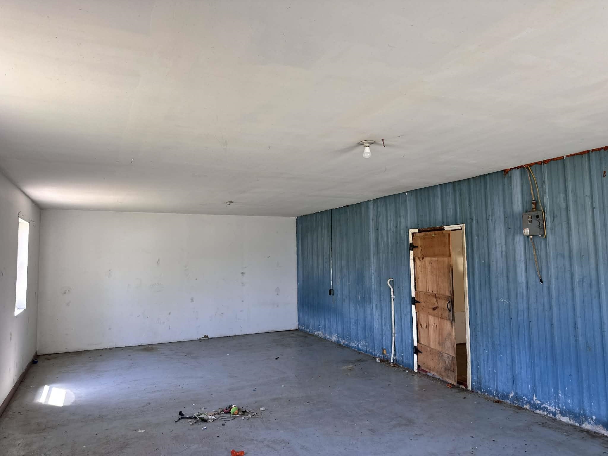 Metes & Bounds - Commercial Sale