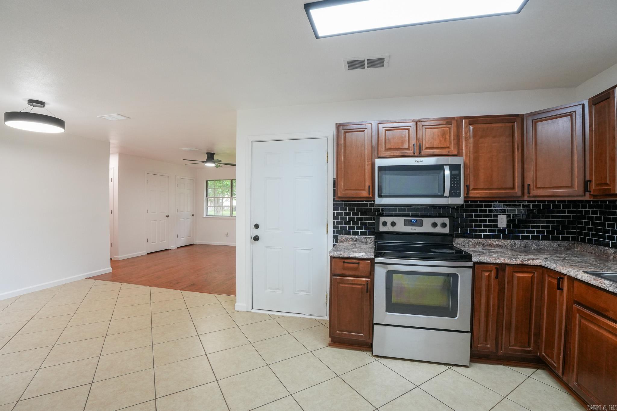 Springhill Manor - Residential