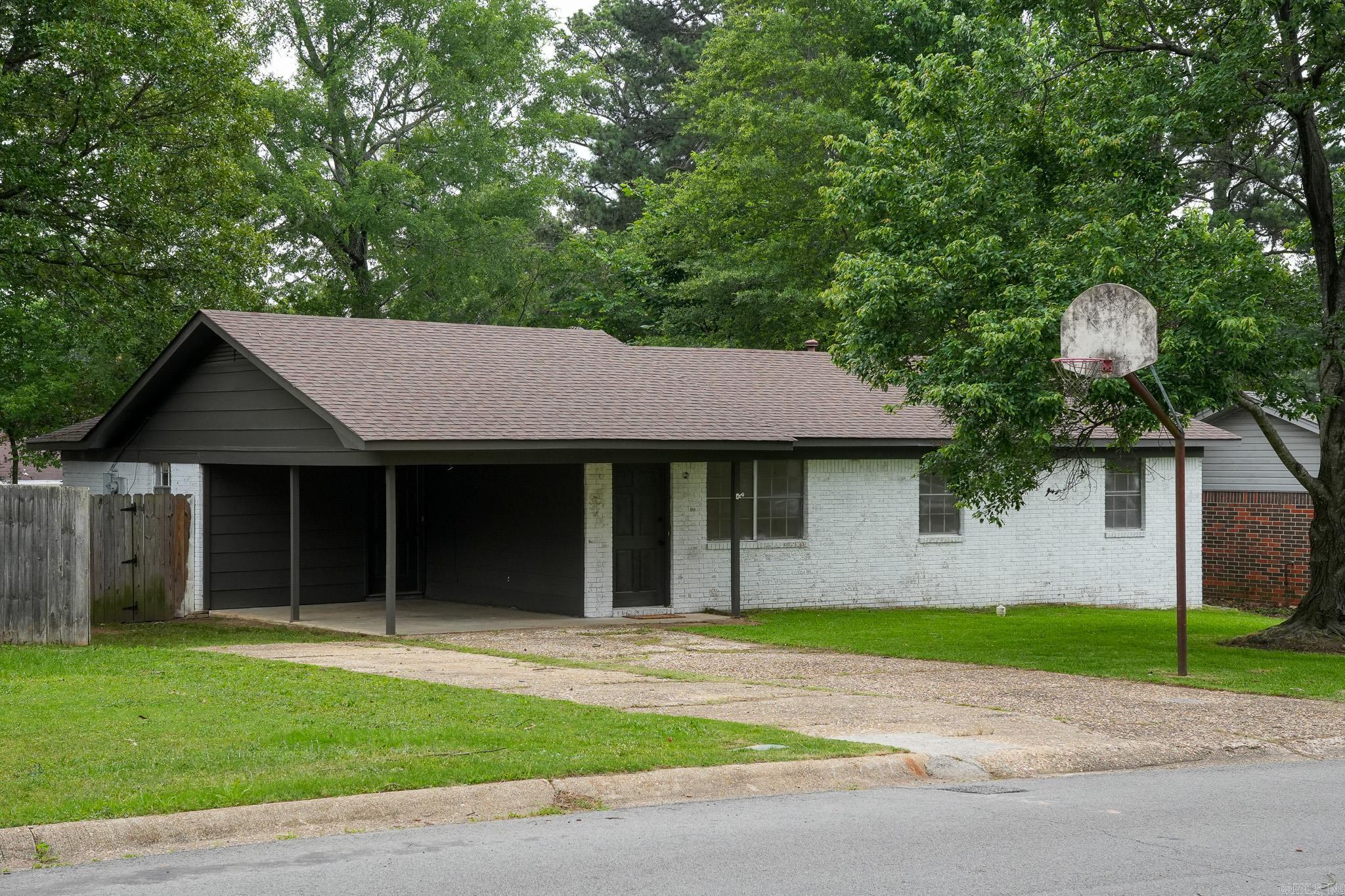 Springhill Manor - Residential
