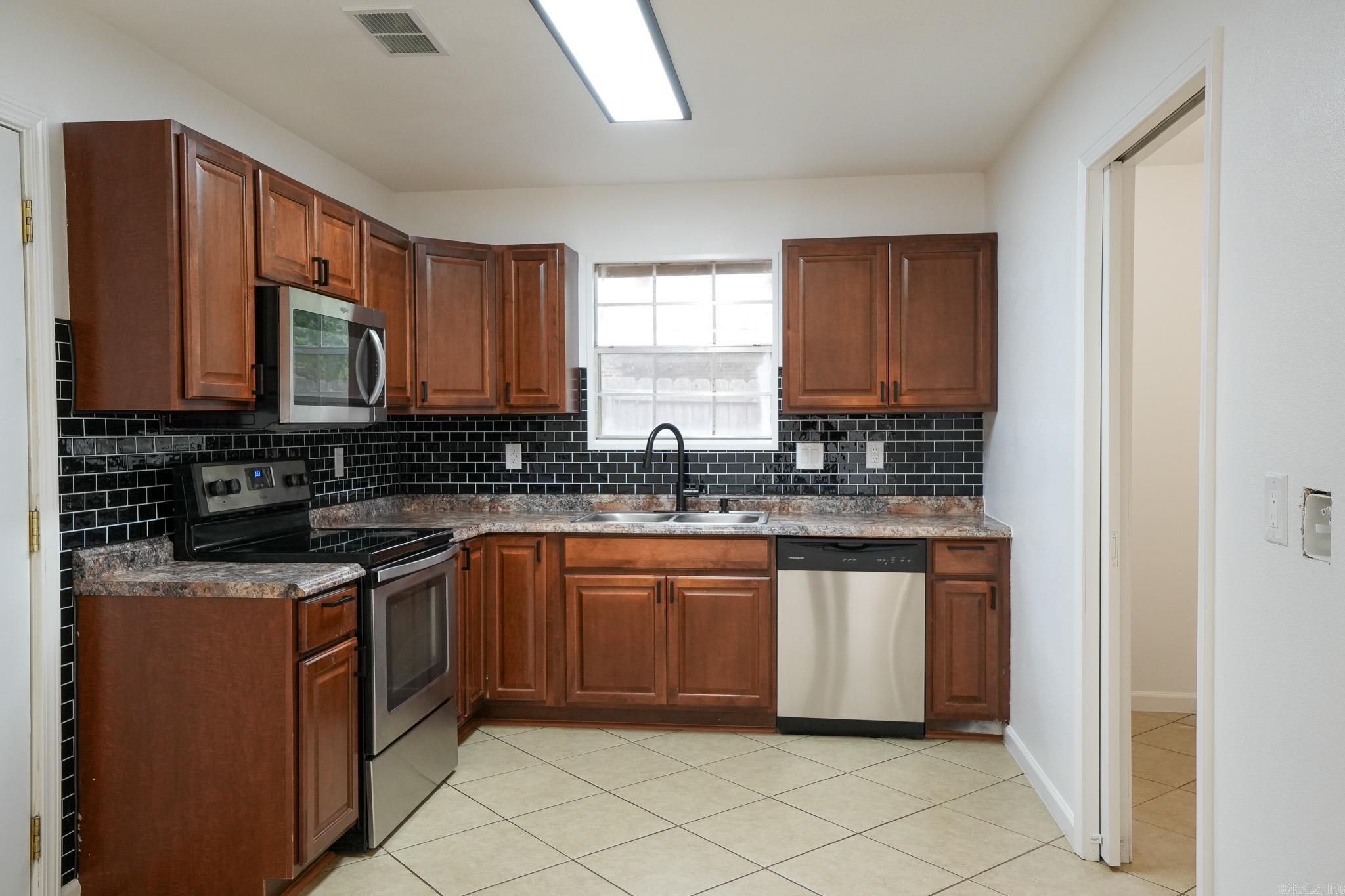 Springhill Manor - Residential