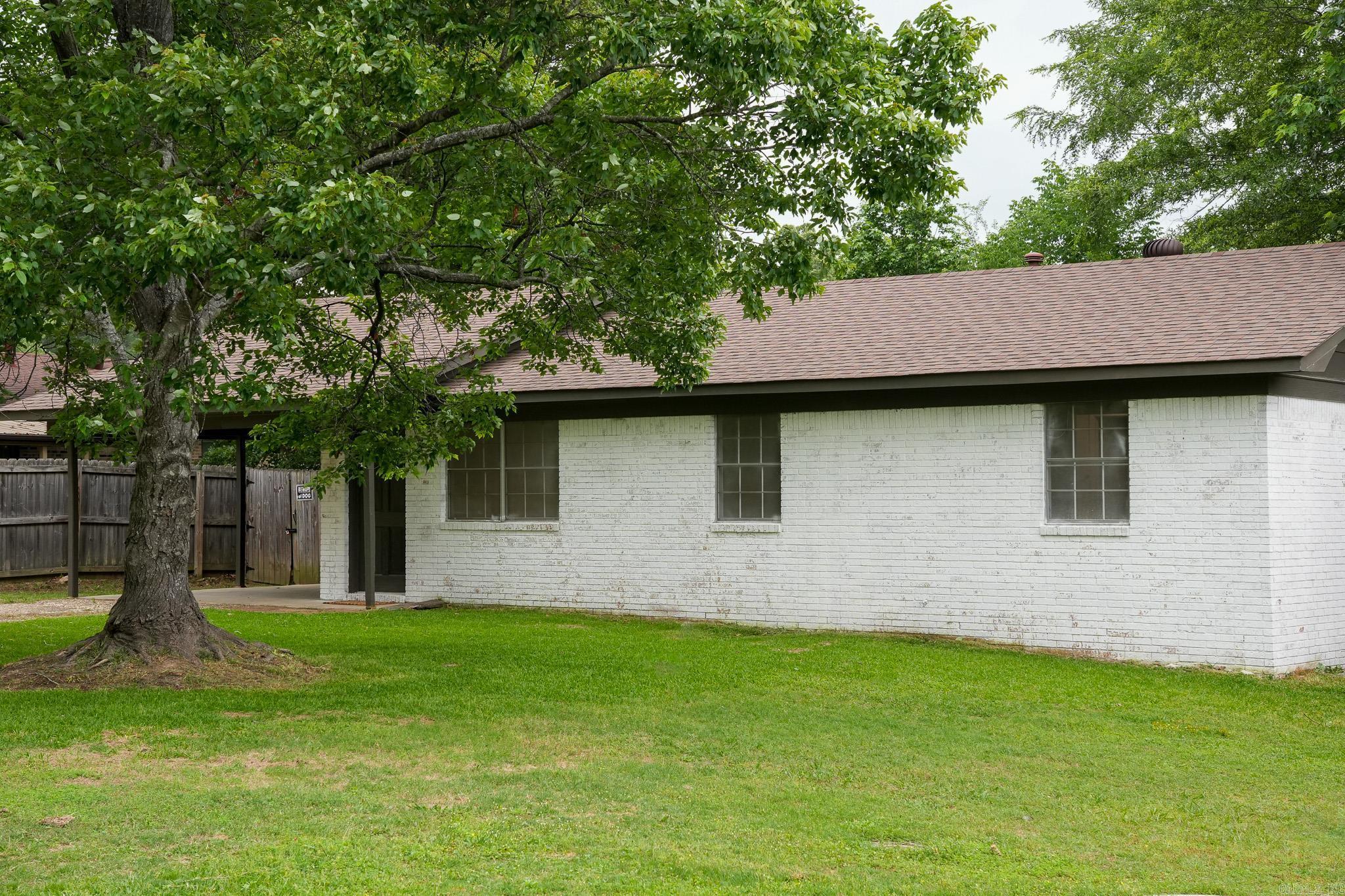 Springhill Manor - Residential