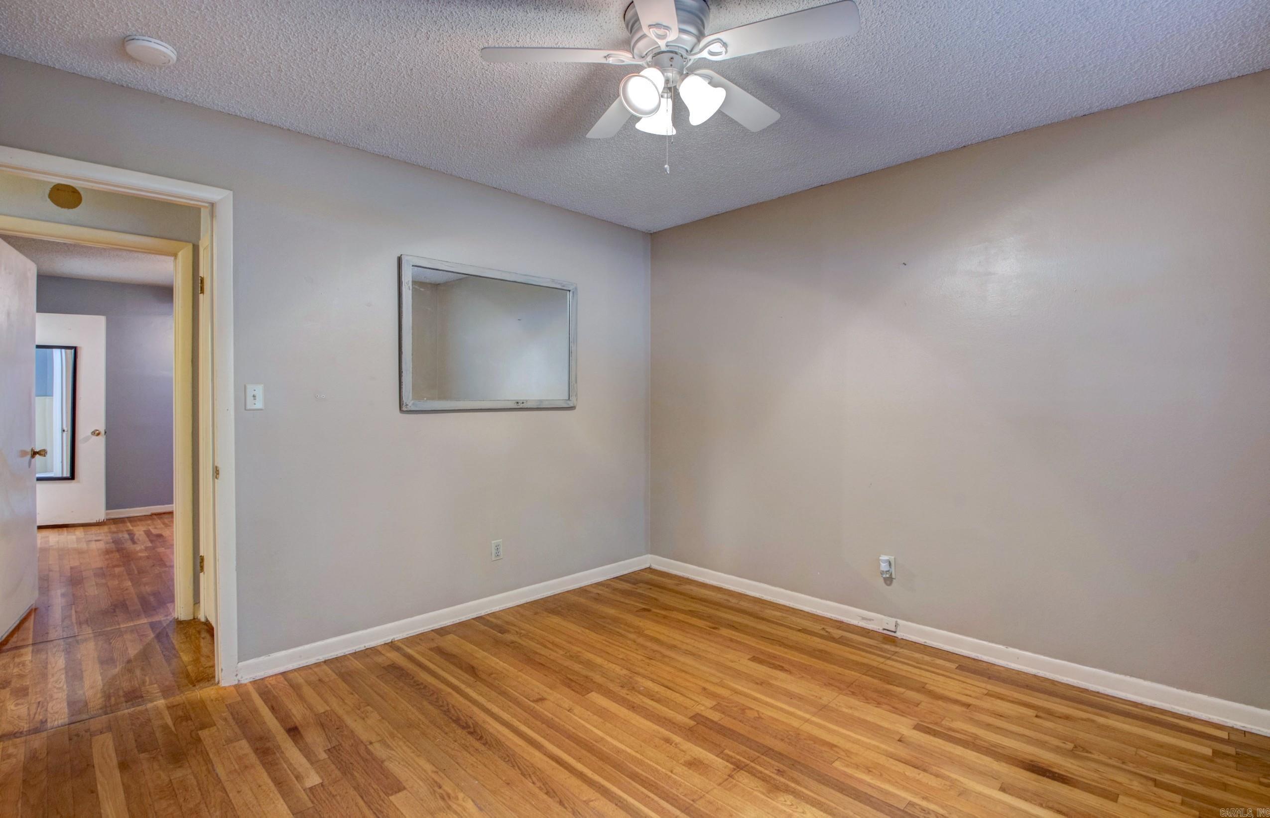 NORTH LAKEVIEW - Residential