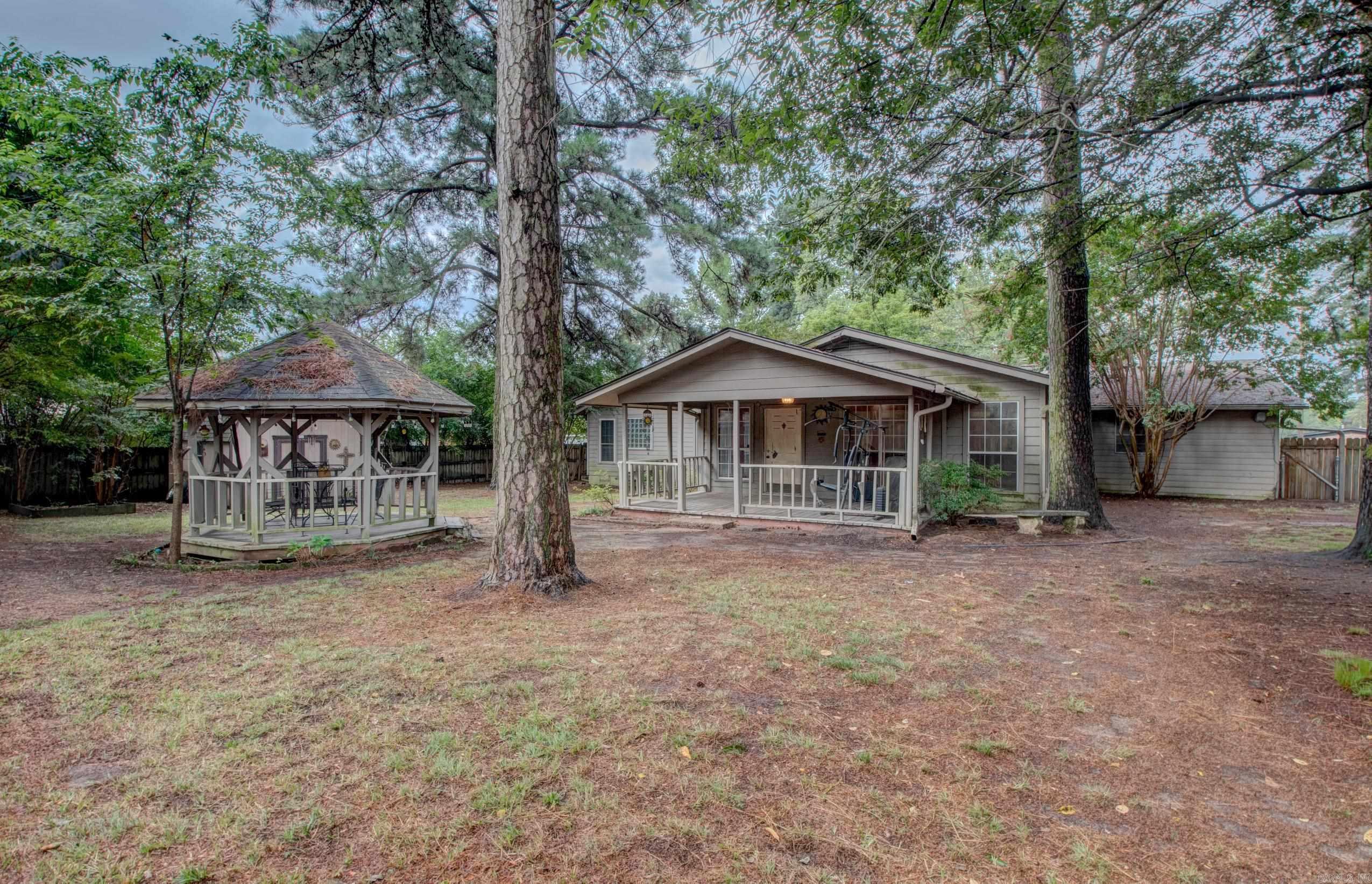 NORTH LAKEVIEW - Residential