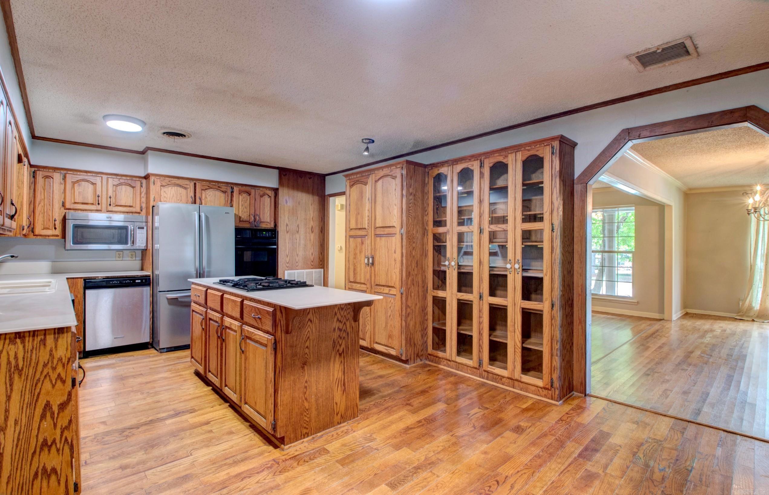 NORTH LAKEVIEW - Residential