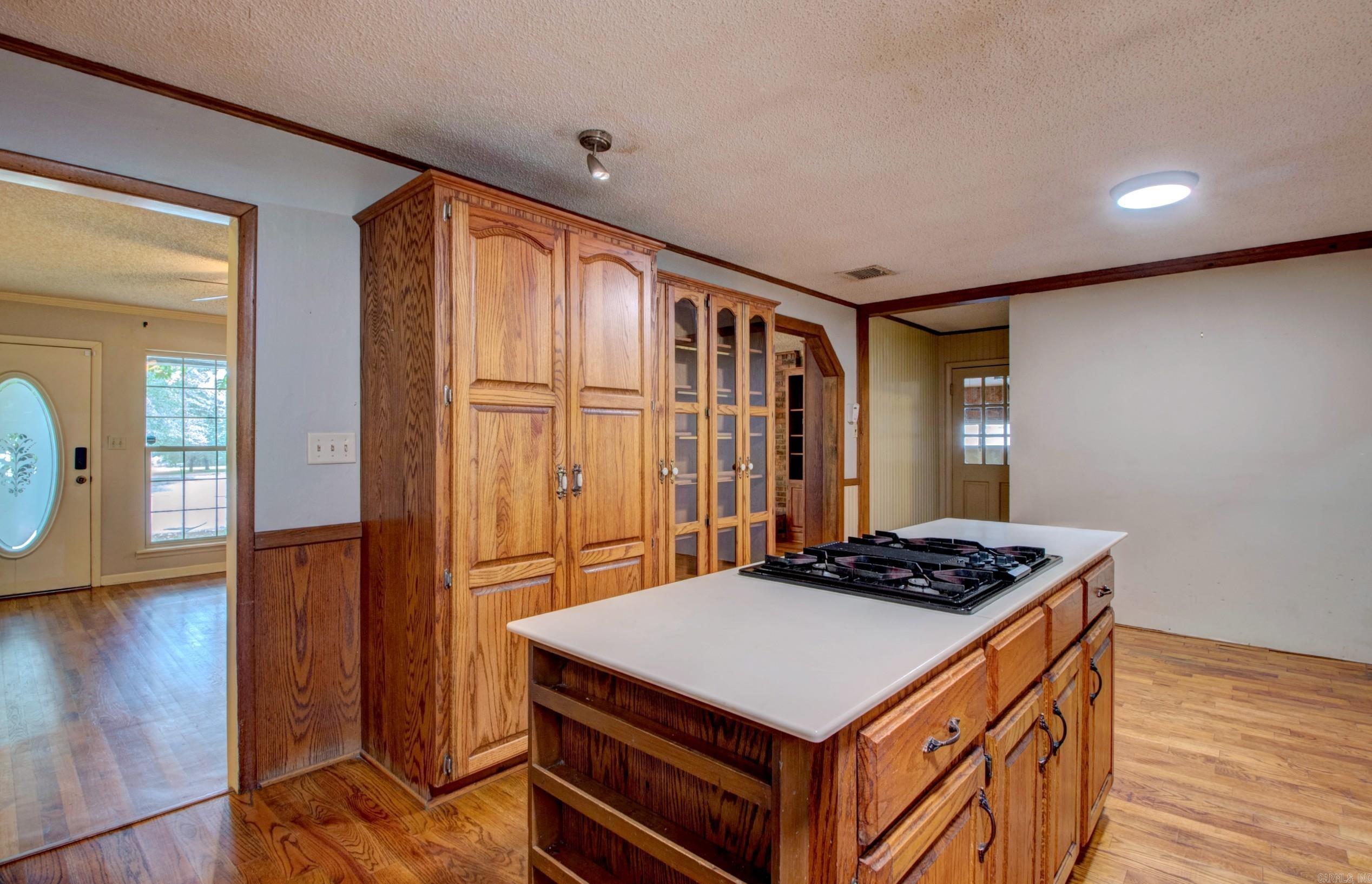 NORTH LAKEVIEW - Residential