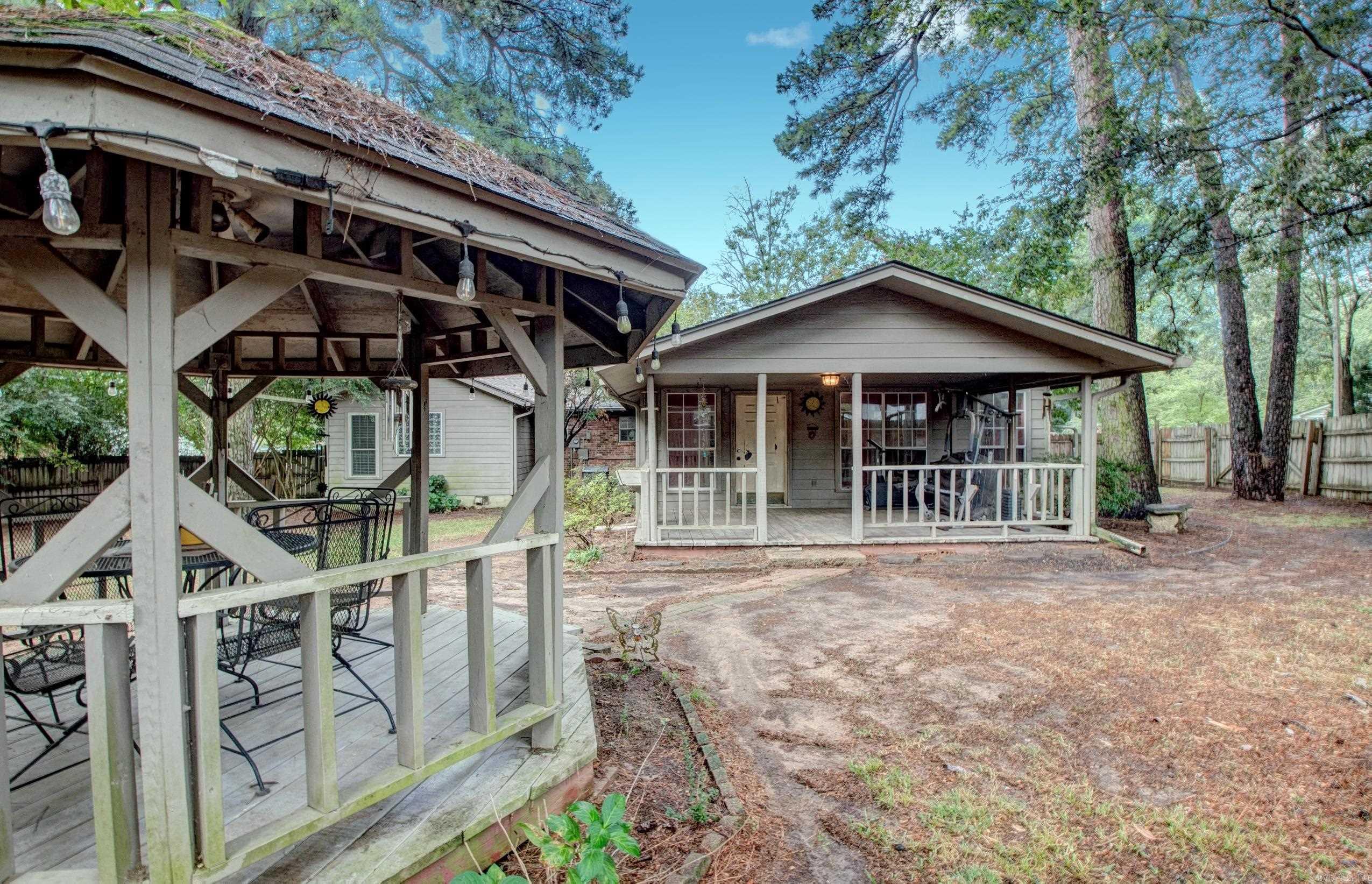 NORTH LAKEVIEW - Residential