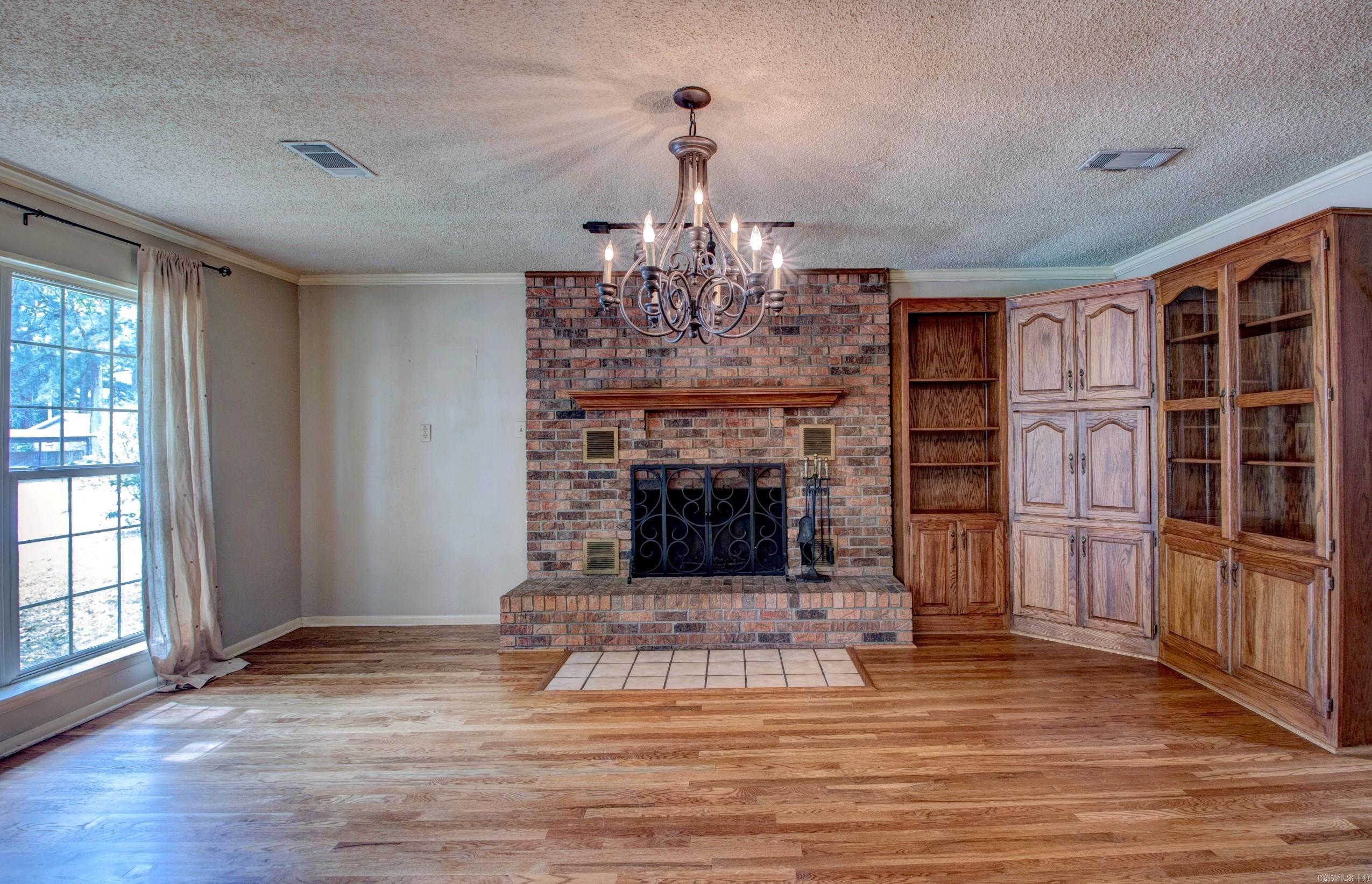 NORTH LAKEVIEW - Residential