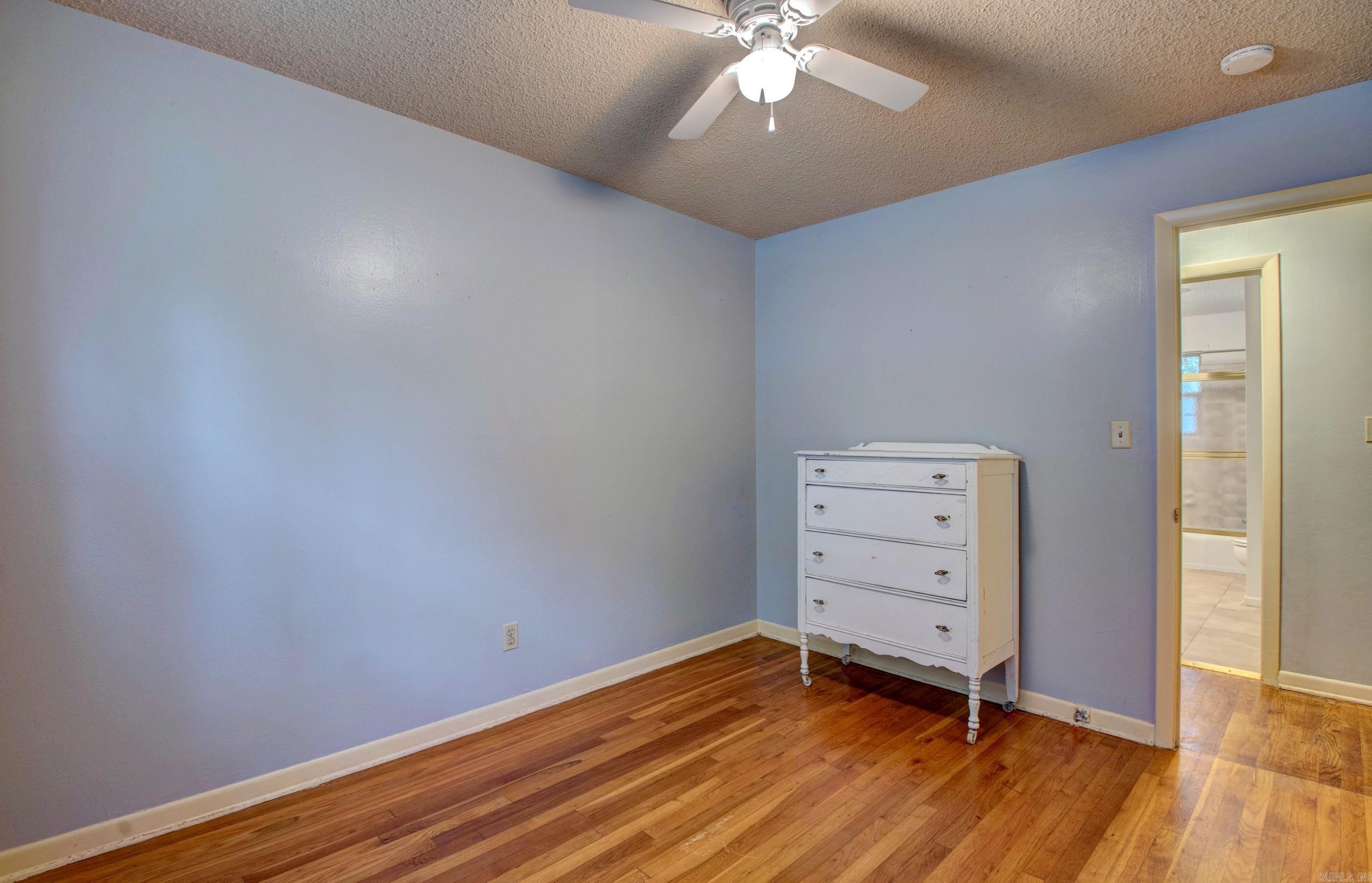 NORTH LAKEVIEW - Residential