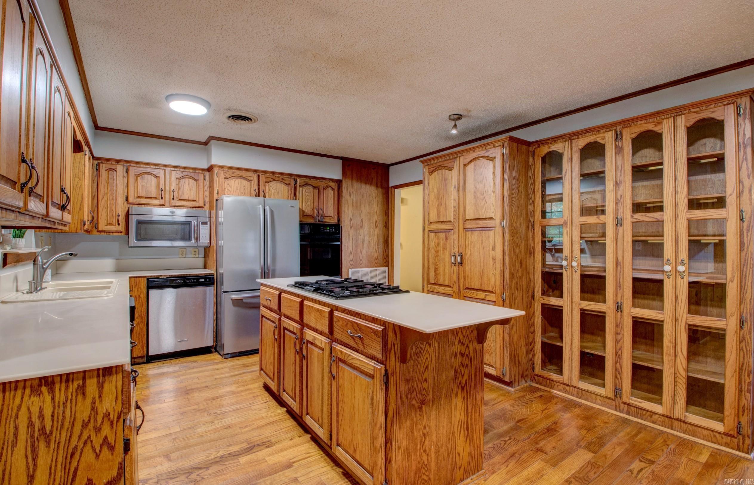 NORTH LAKEVIEW - Residential