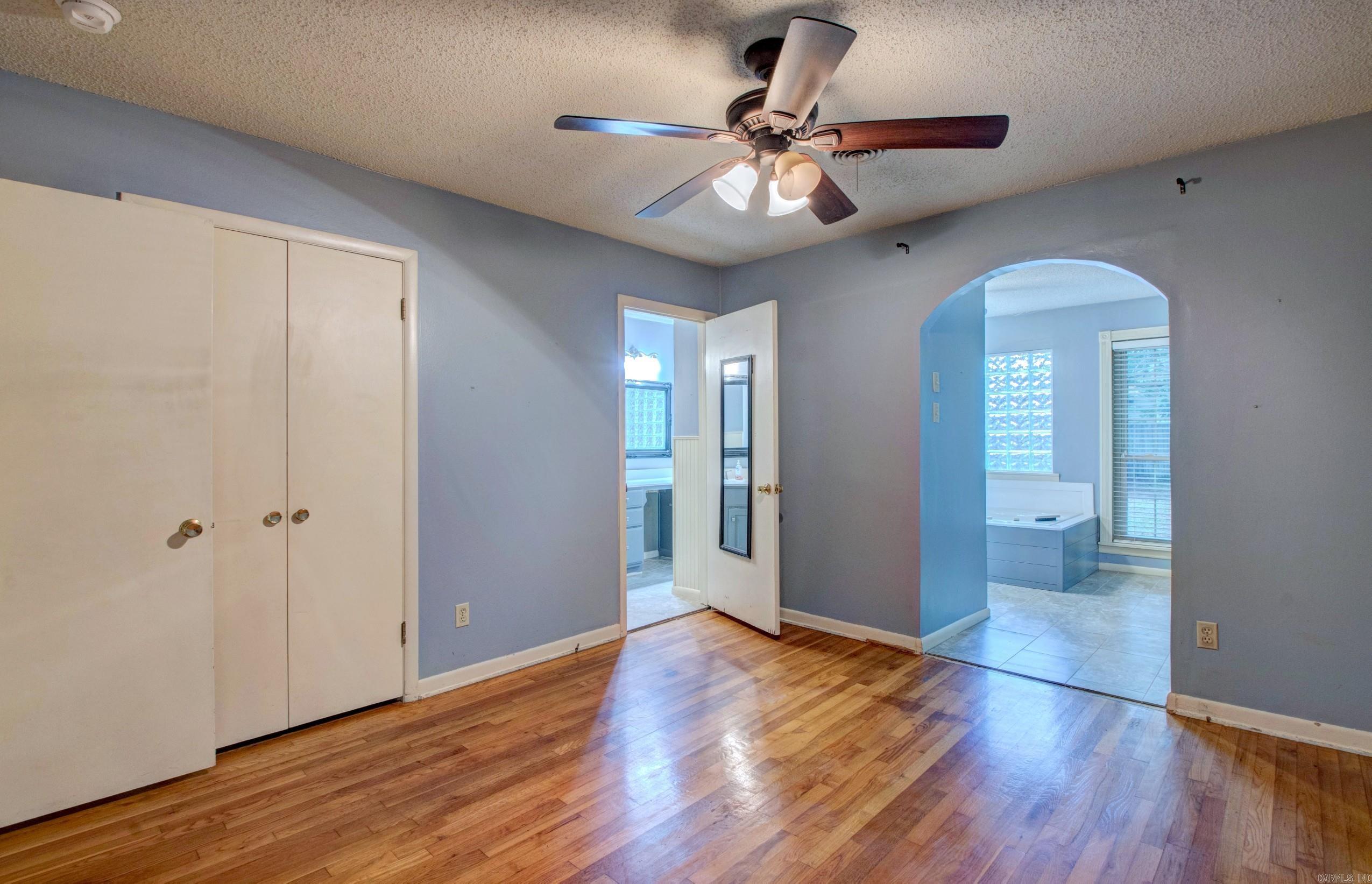 NORTH LAKEVIEW - Residential