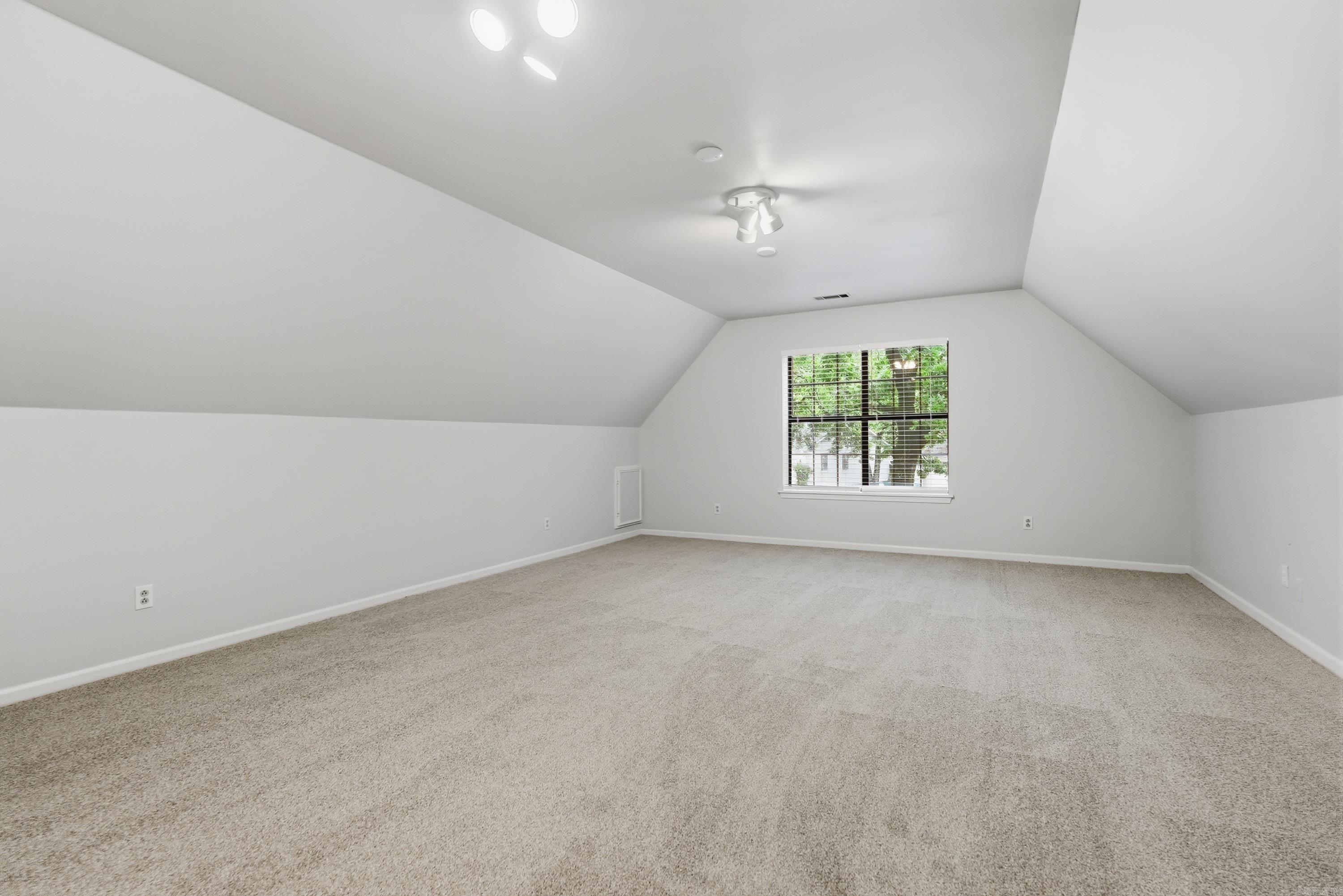 PLEASANT VIEW - Residential