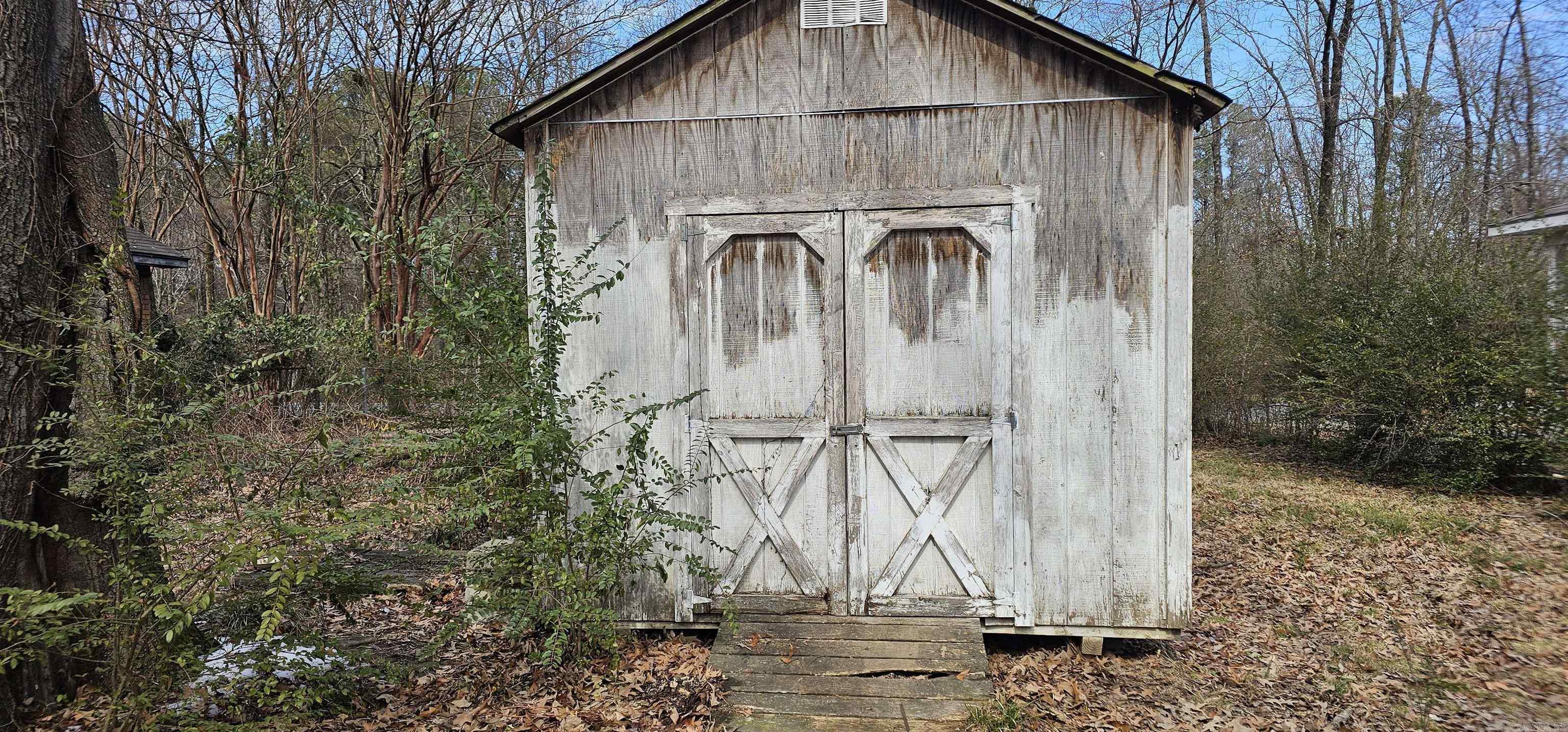 Lynn Dell Acres - Residential