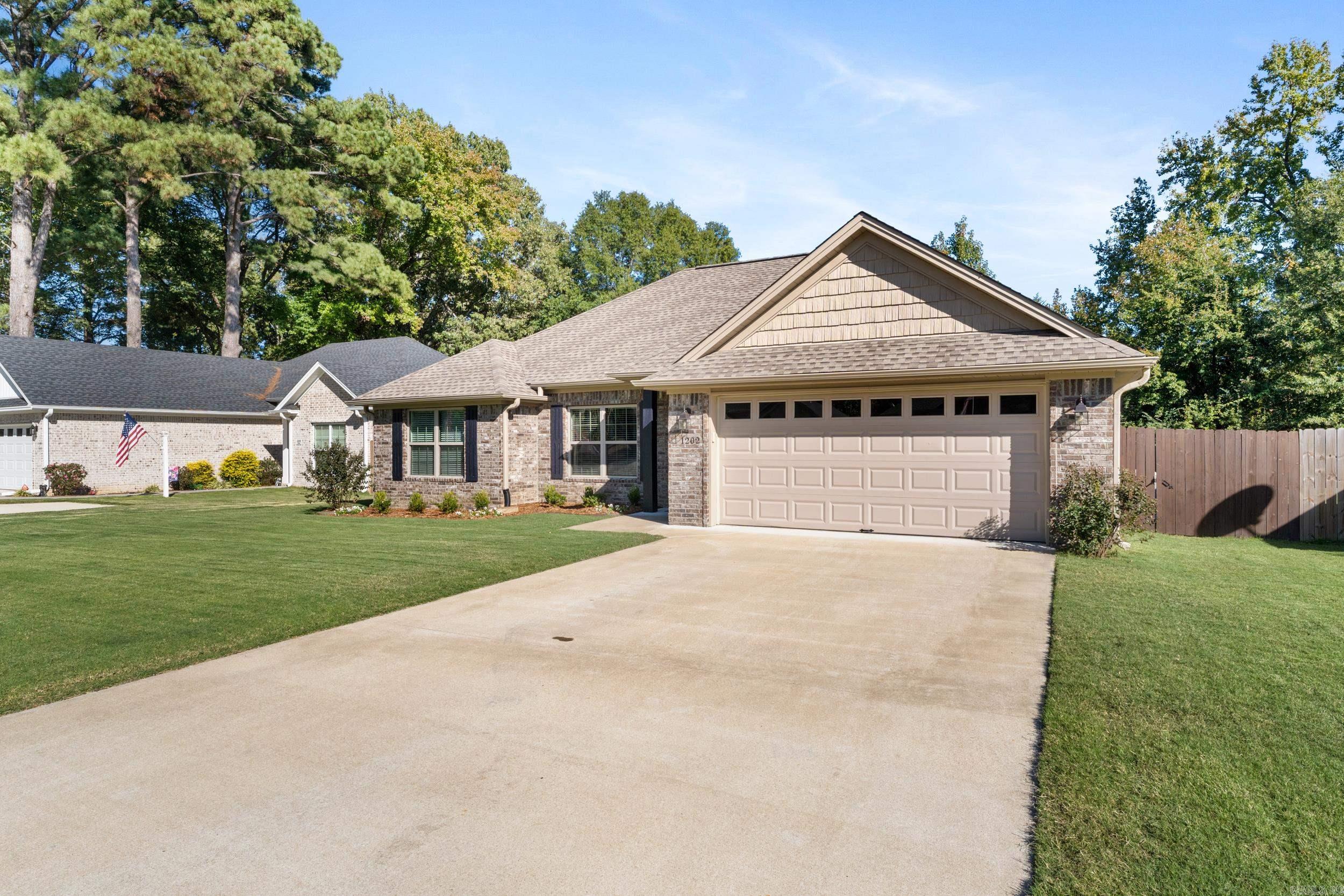 LAUREL COURT SUBDIVISION - Residential