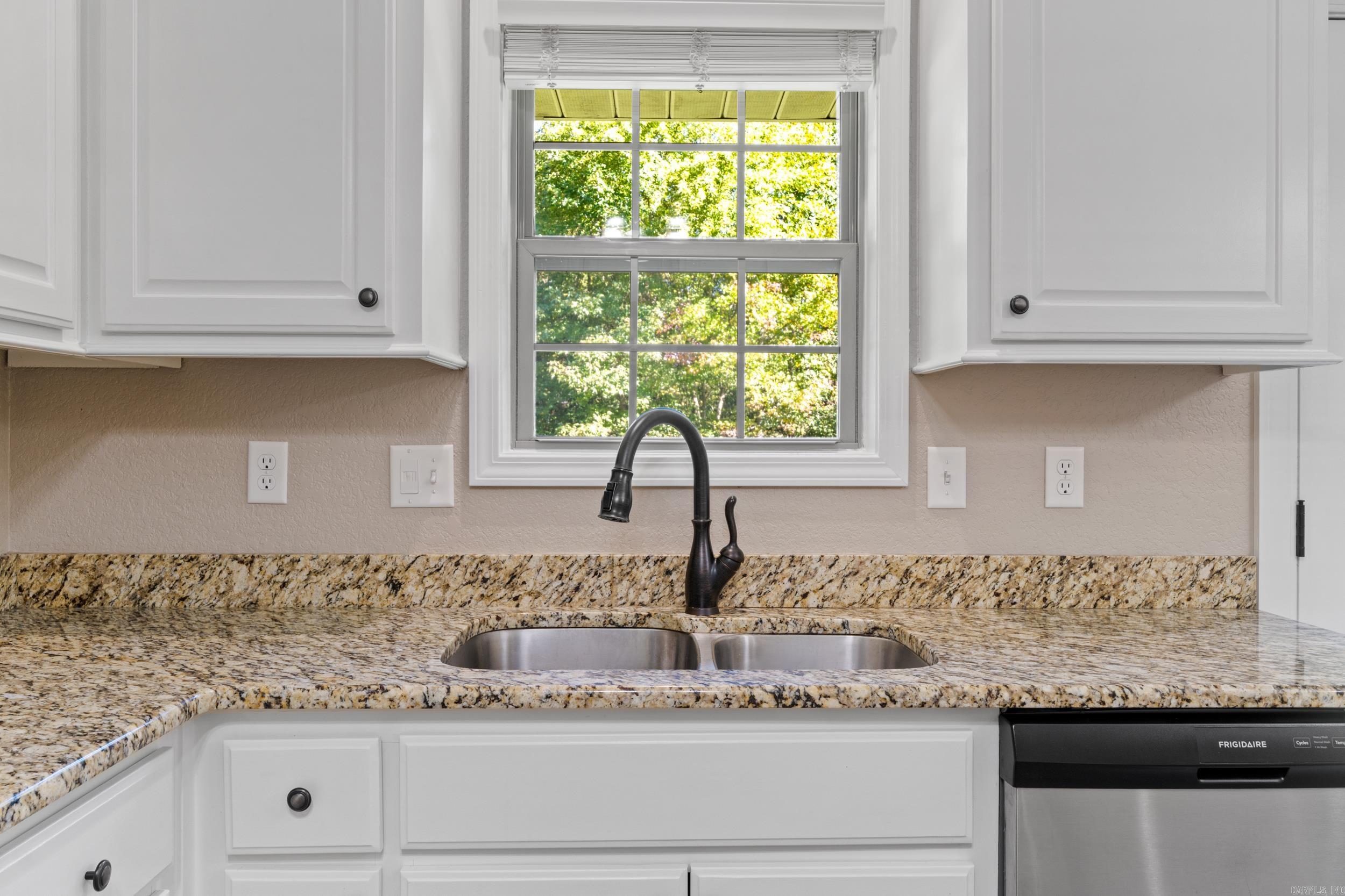 LAUREL COURT SUBDIVISION - Residential