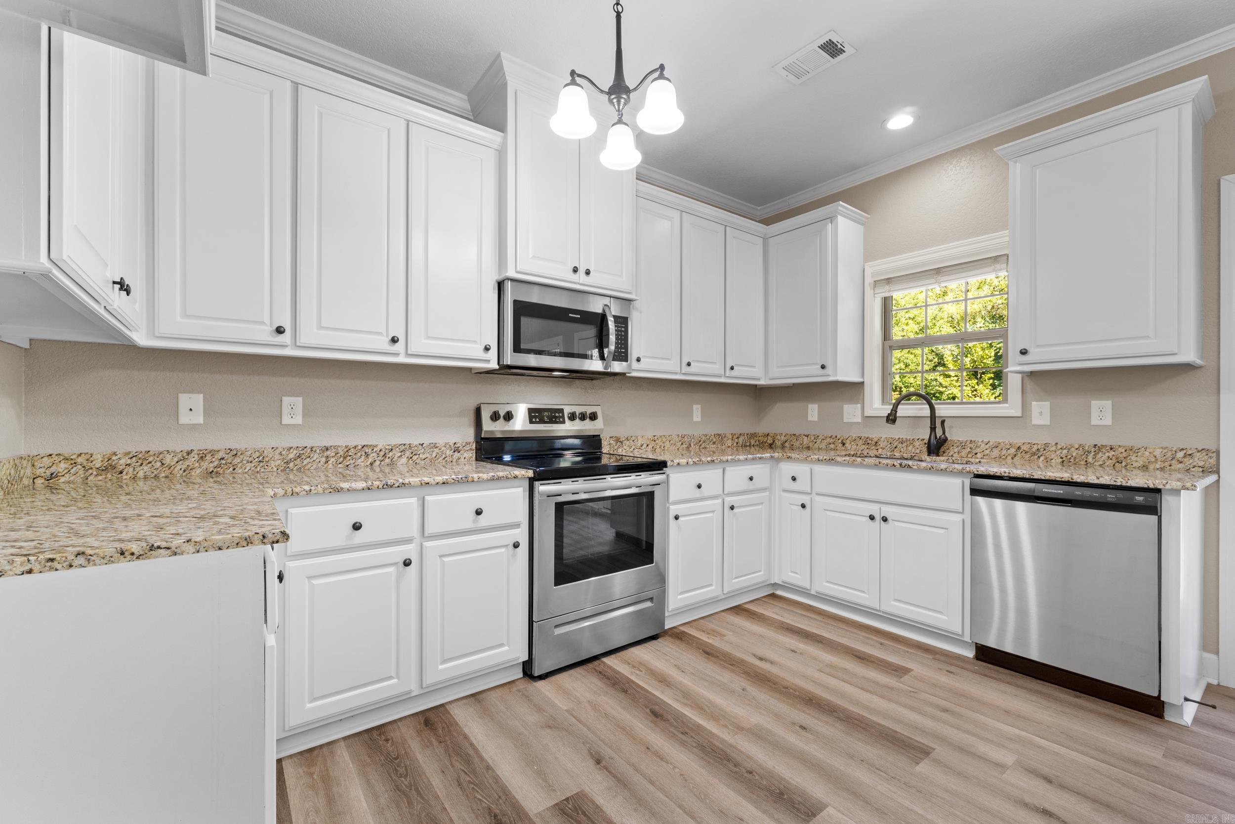 LAUREL COURT SUBDIVISION - Residential