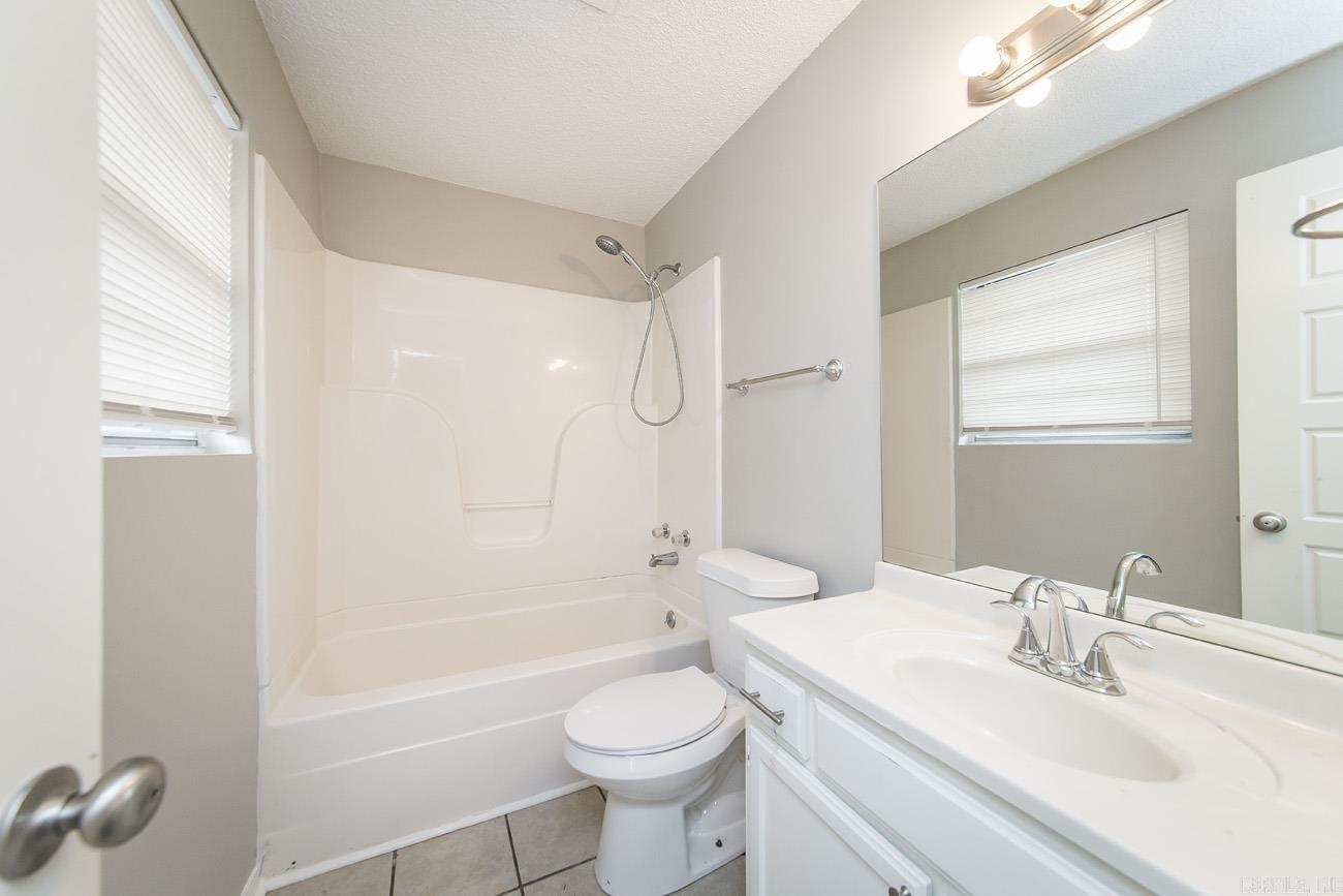 Pine Crest - Residential Lease