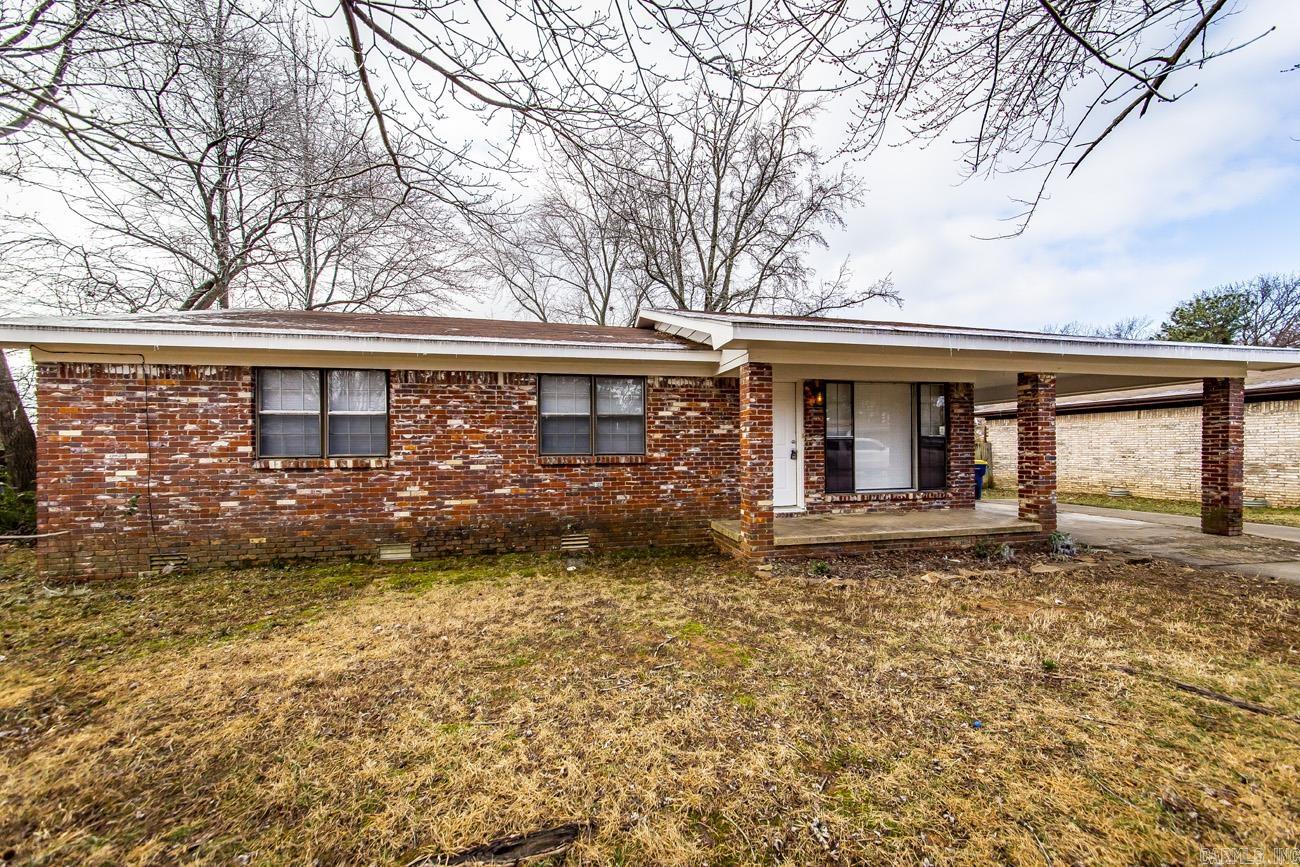 Pine Crest - Residential Lease