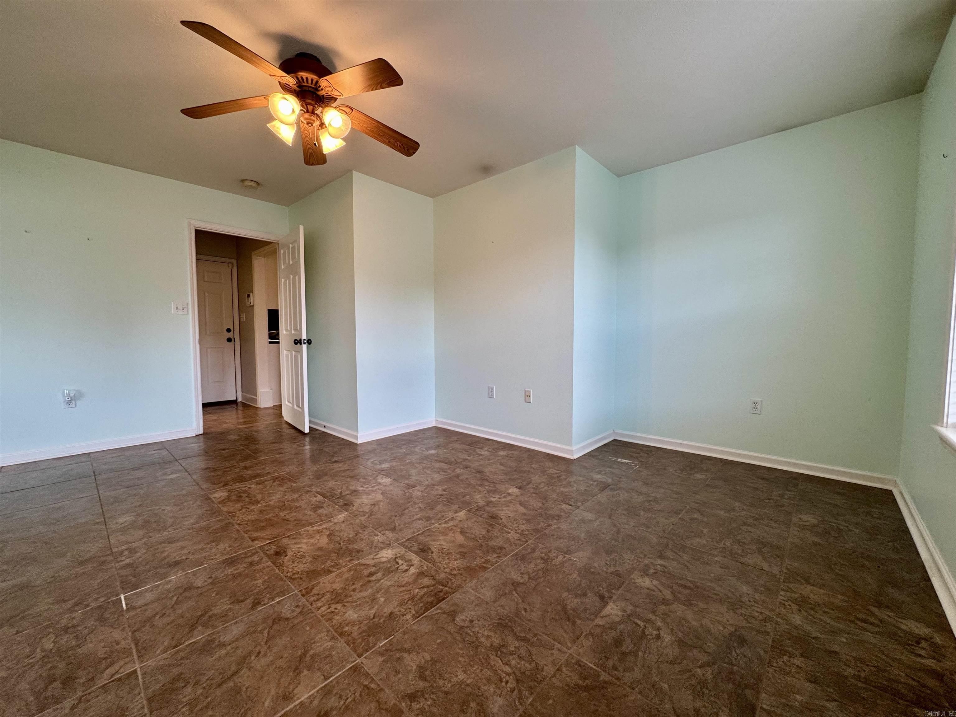 VALLEY ELMS S/D - Residential