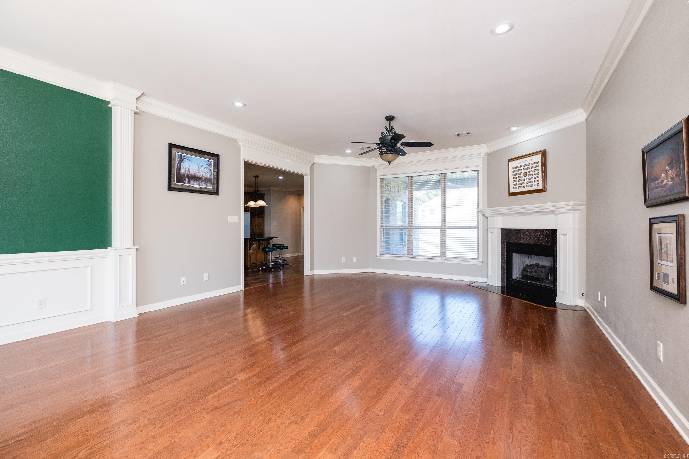 MILLERS CROSSING - Residential