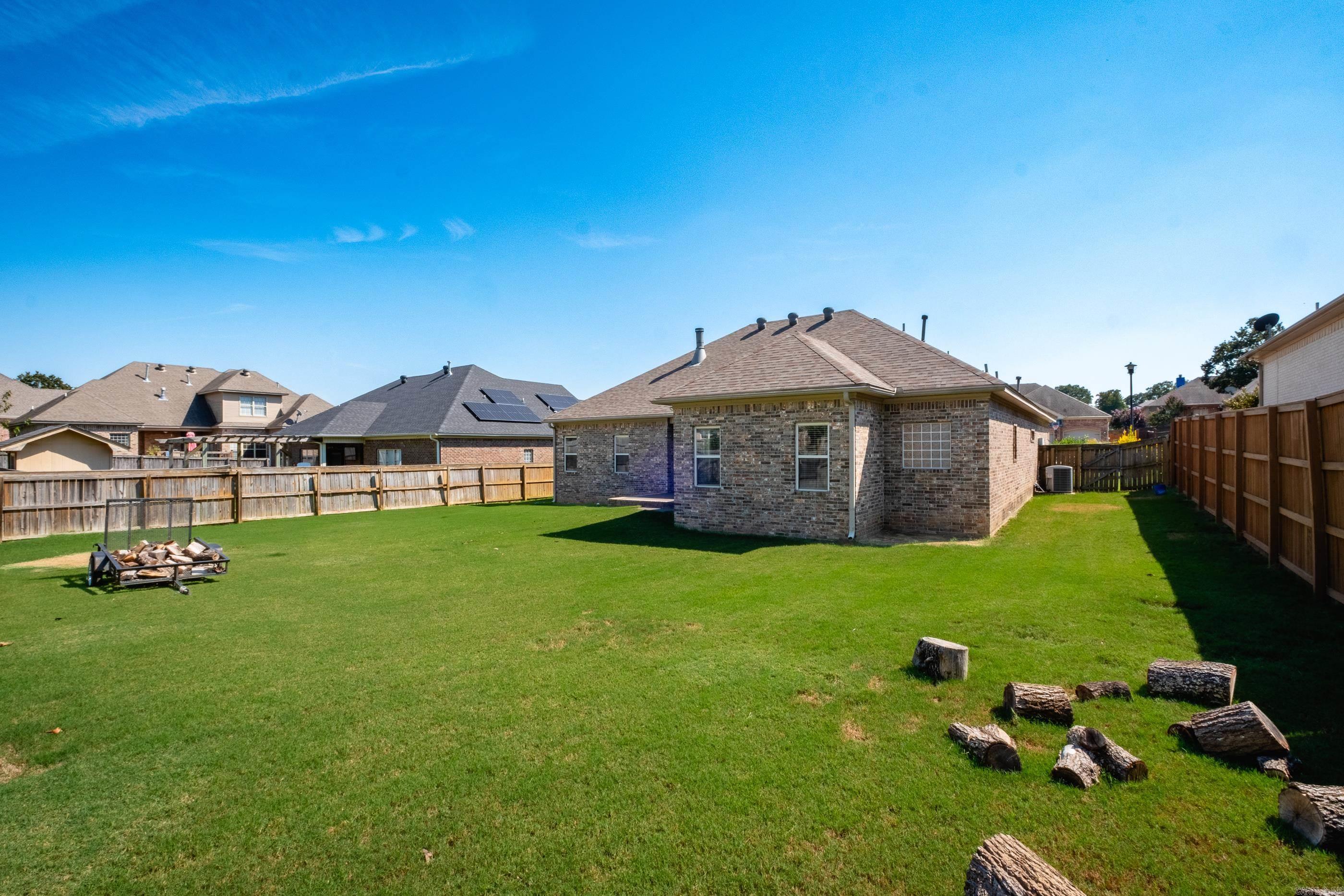 MILLERS CROSSING - Residential