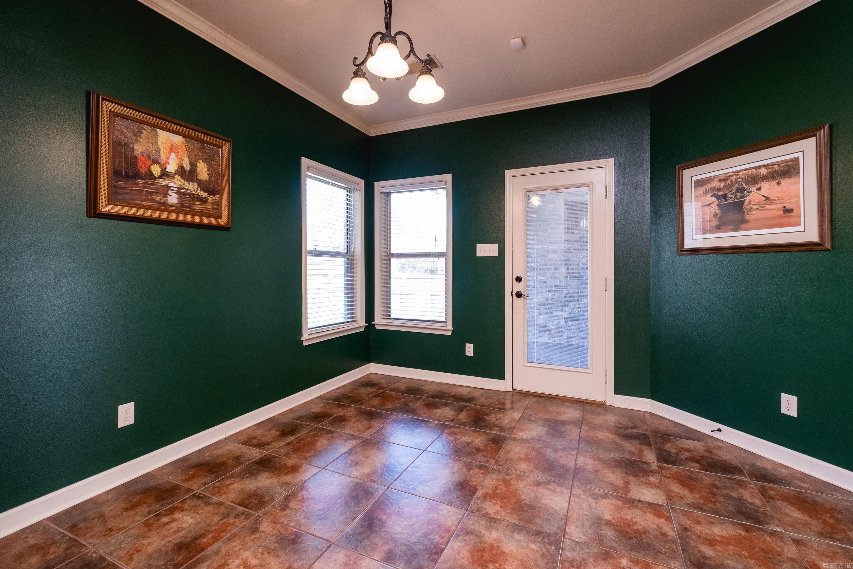 MILLERS CROSSING - Residential