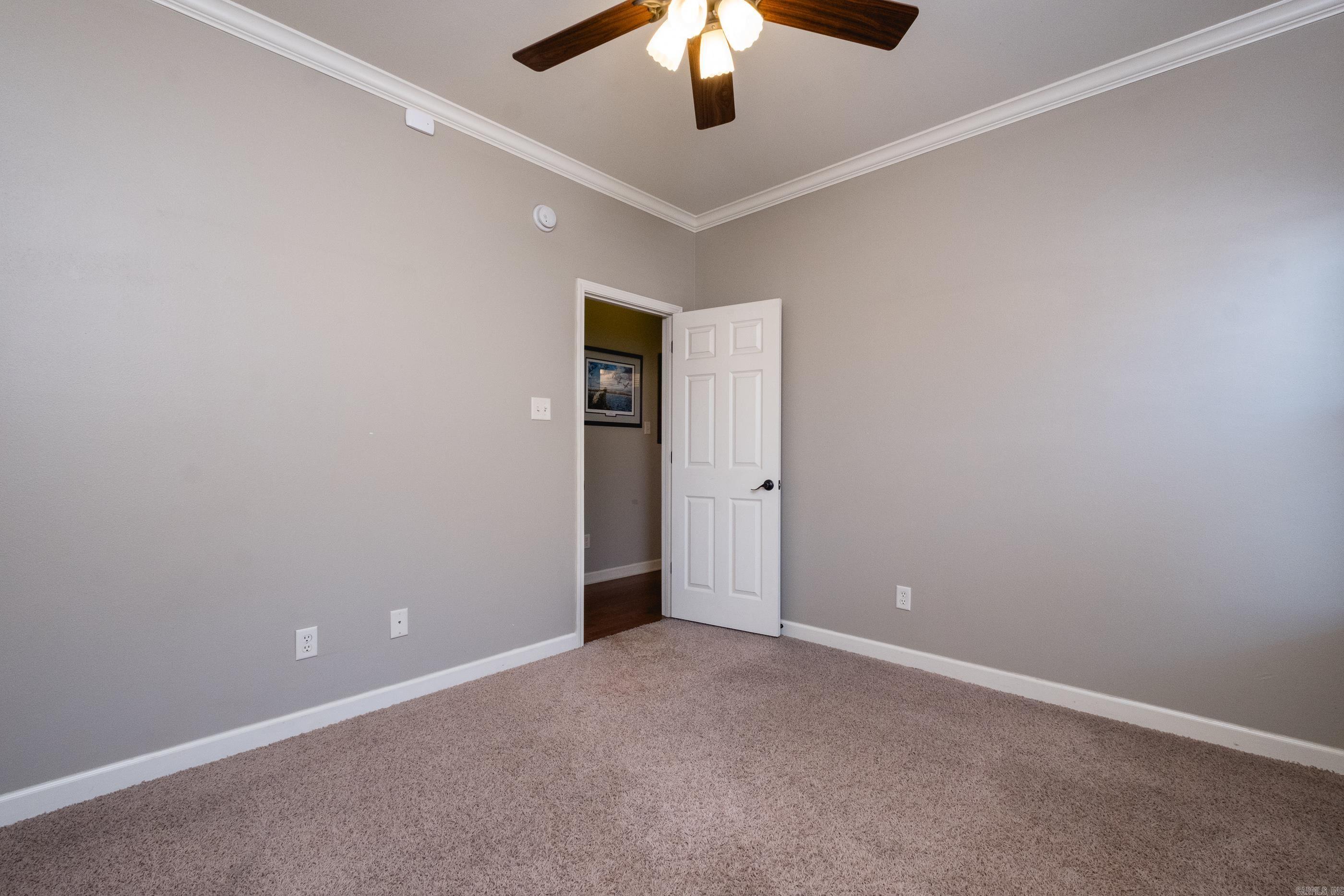 MILLERS CROSSING - Residential