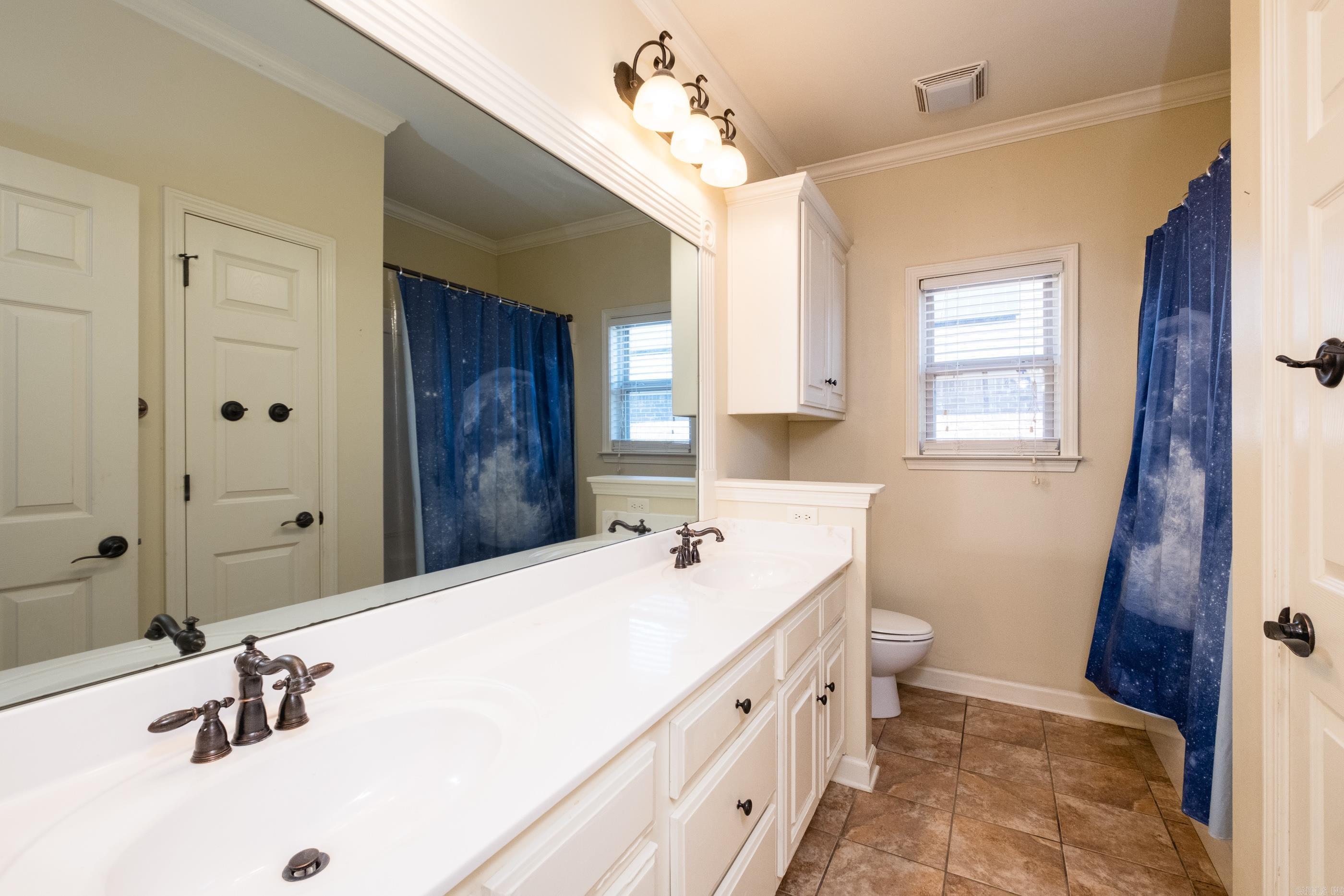 MILLERS CROSSING - Residential