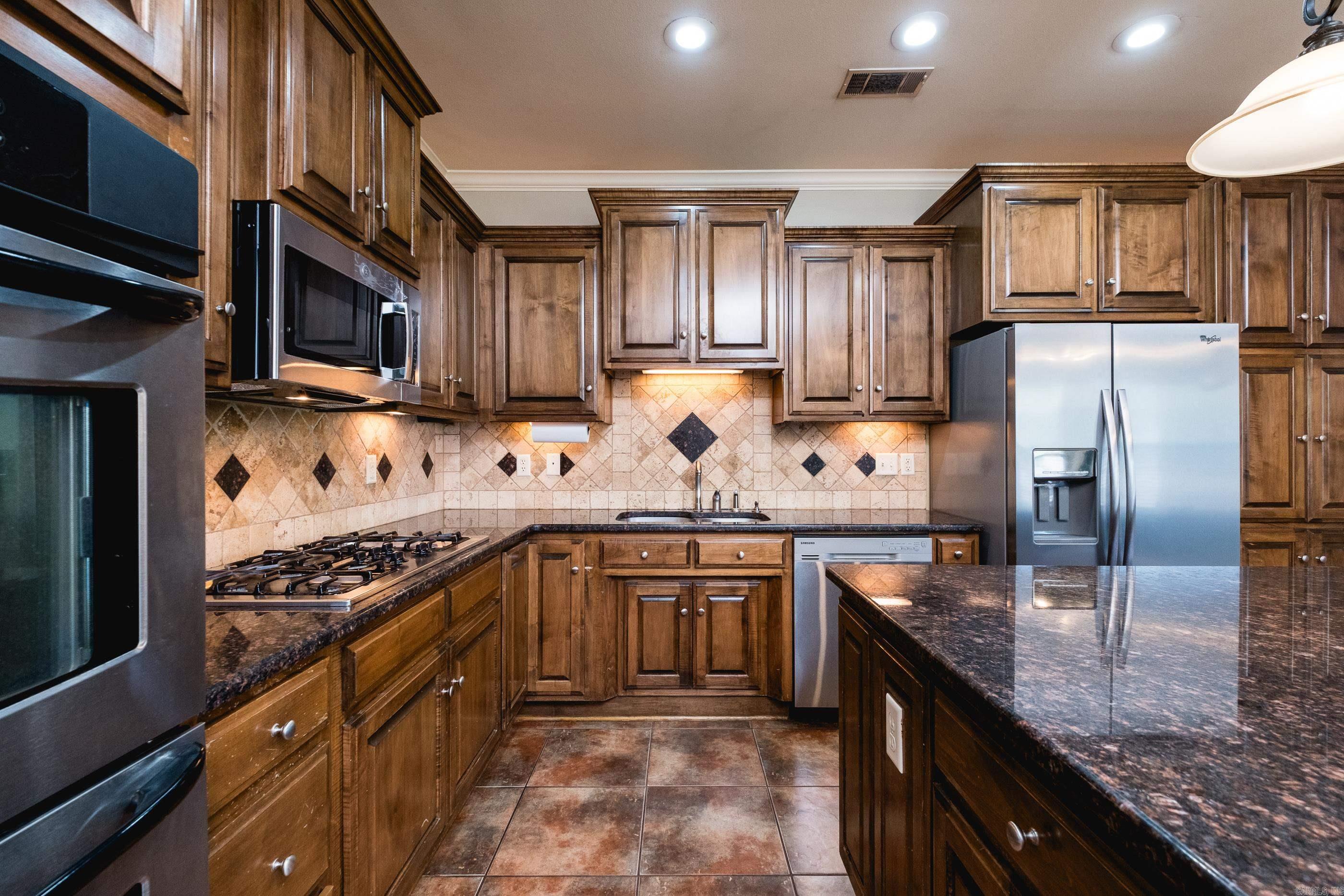 MILLERS CROSSING - Residential