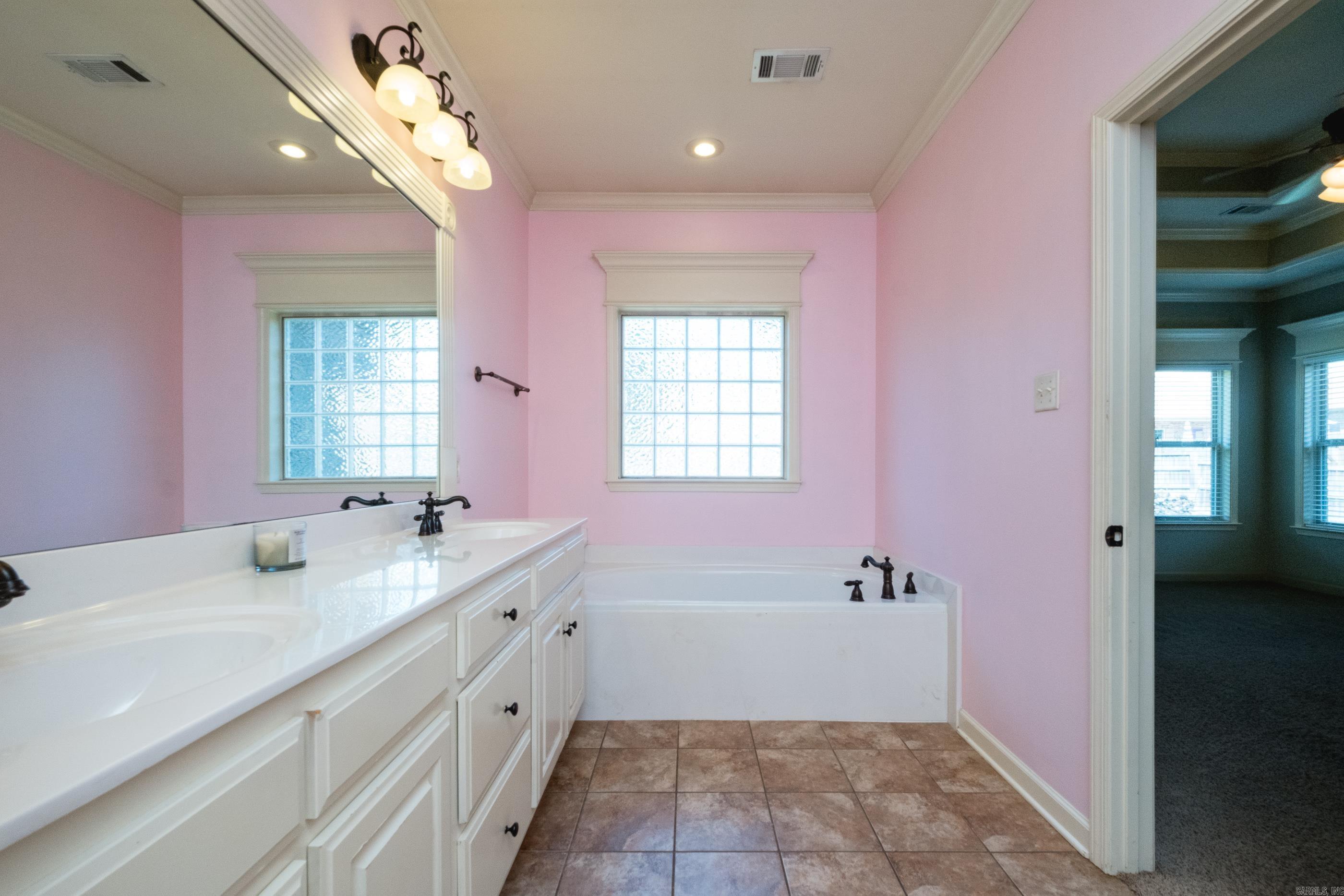 MILLERS CROSSING - Residential