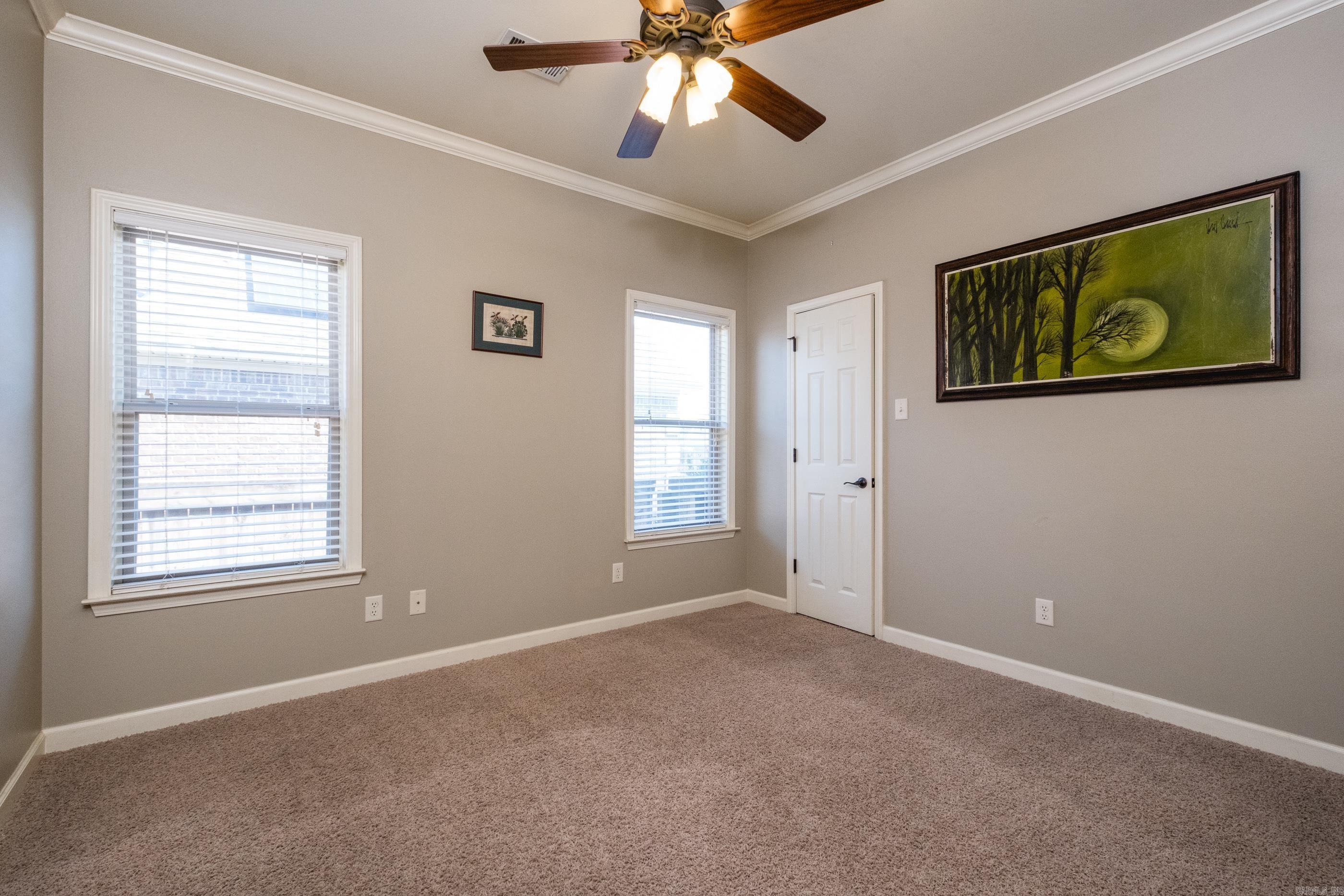 MILLERS CROSSING - Residential