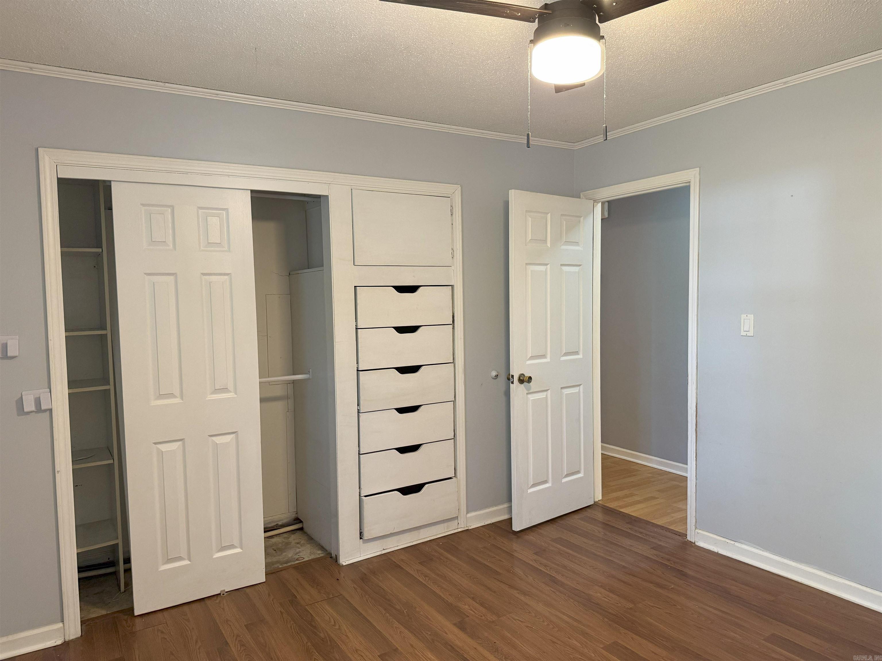MEADOW LARK SUB - Residential