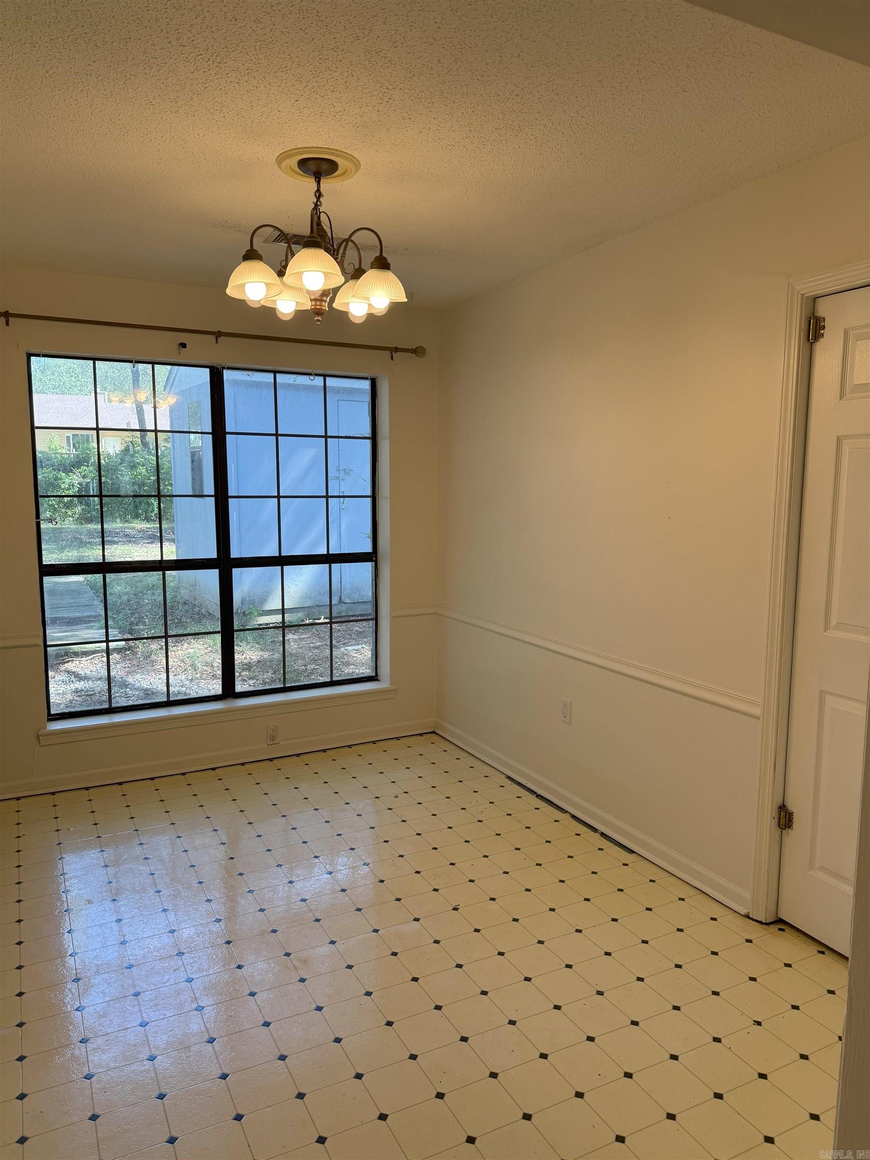MEADOW LARK SUB - Residential