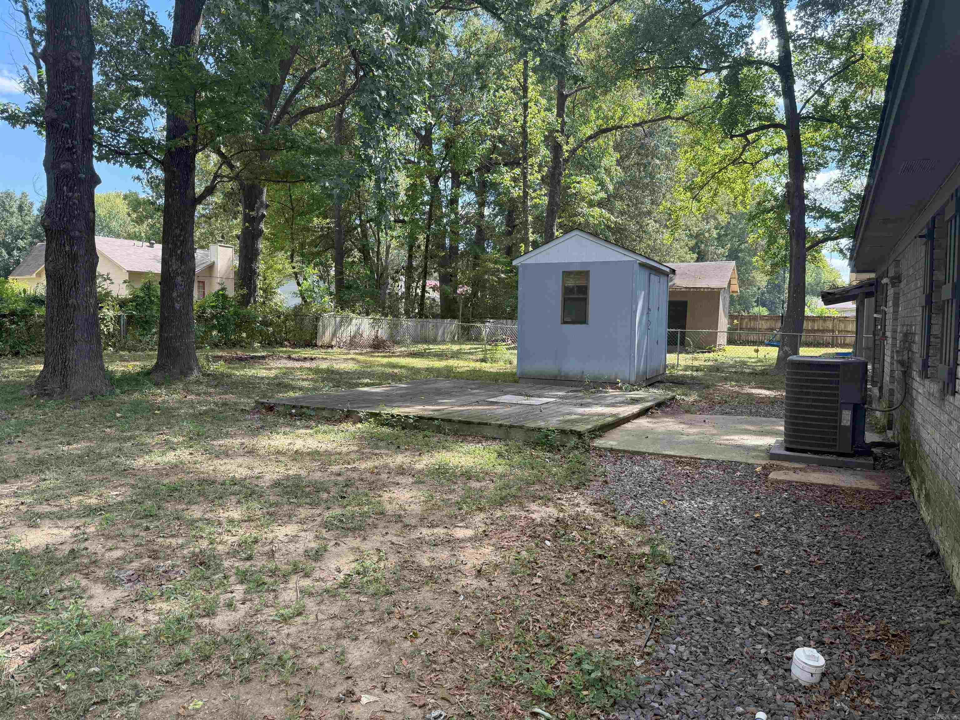 MEADOW LARK SUB - Residential