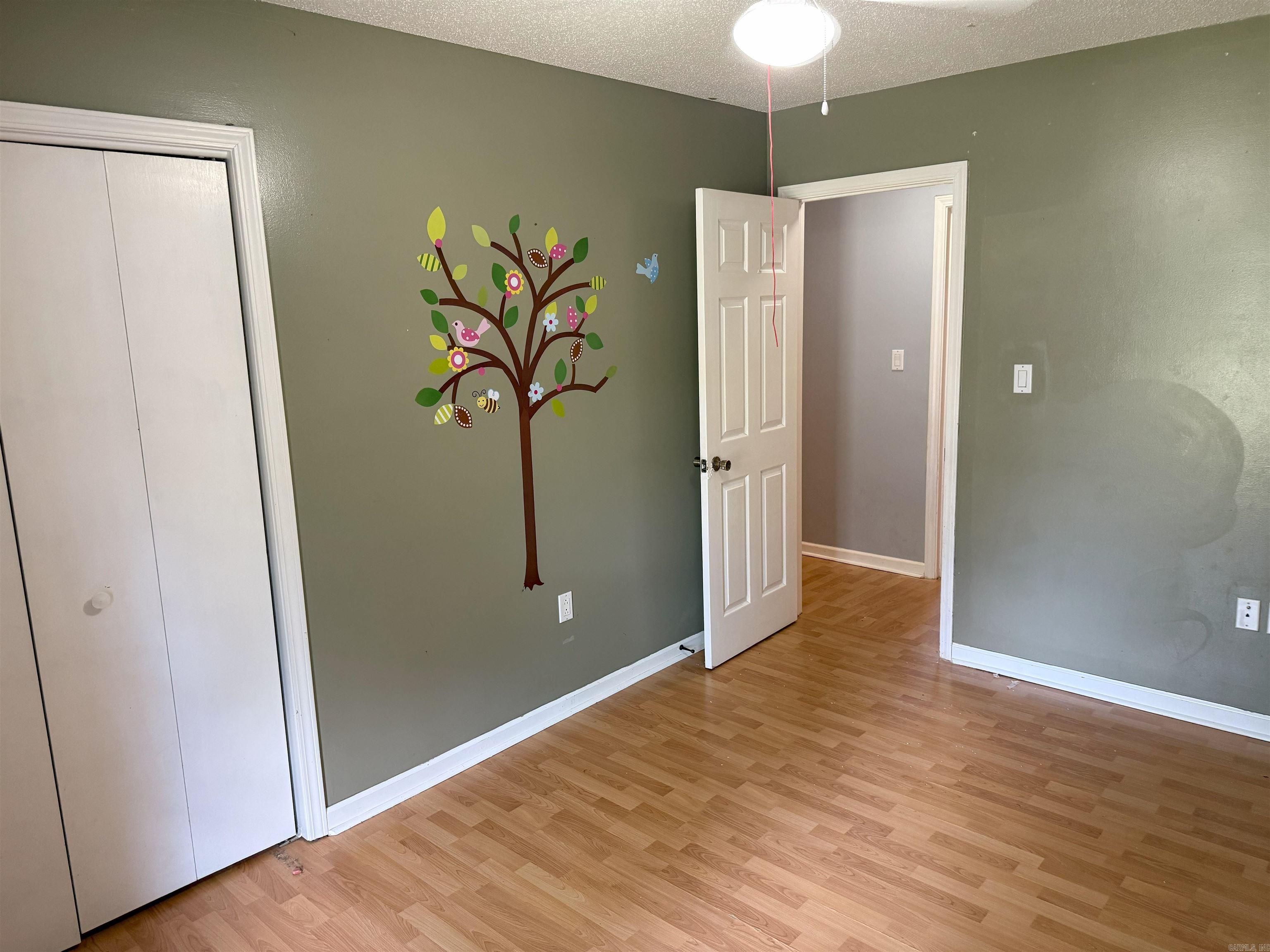 MEADOW LARK SUB - Residential
