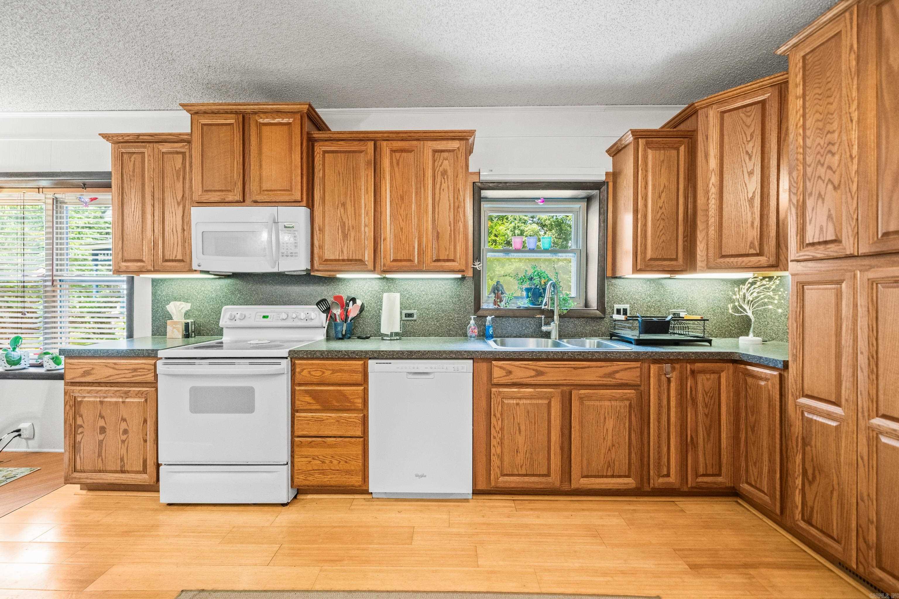 LEDWIDGE - Residential