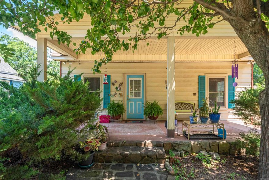 1940’s Bungalow on a popular street downtown Hot Springs. A Chef’s kitchen, open living & dining with so much storage everywhere. On a large corner lot with outdoor entertaining.Basement entrance down the back steps & a greenhouse room for your plants during winter storage. Walk to all the downtown events from this home.  See agent remarks.