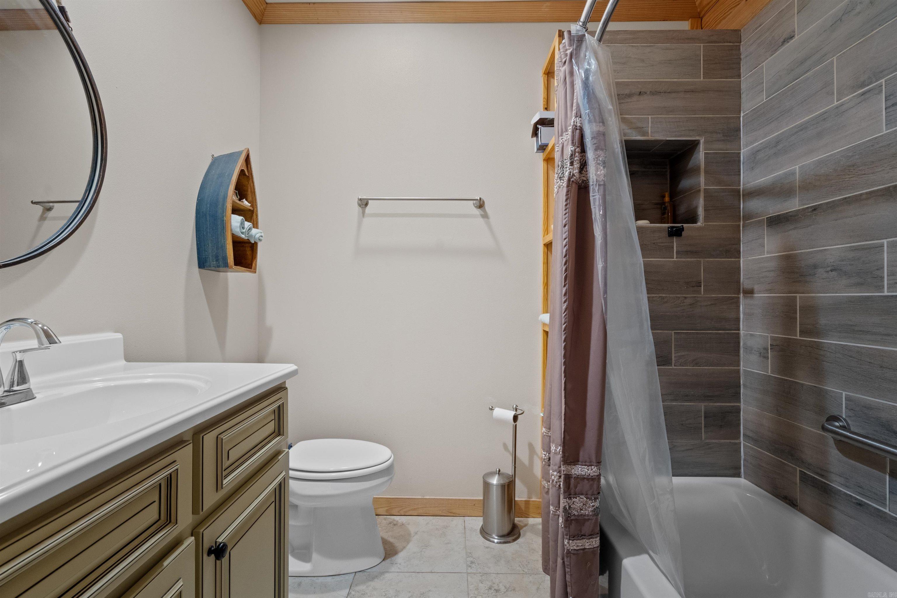 KIRBY LANDING ESTATES - Residential