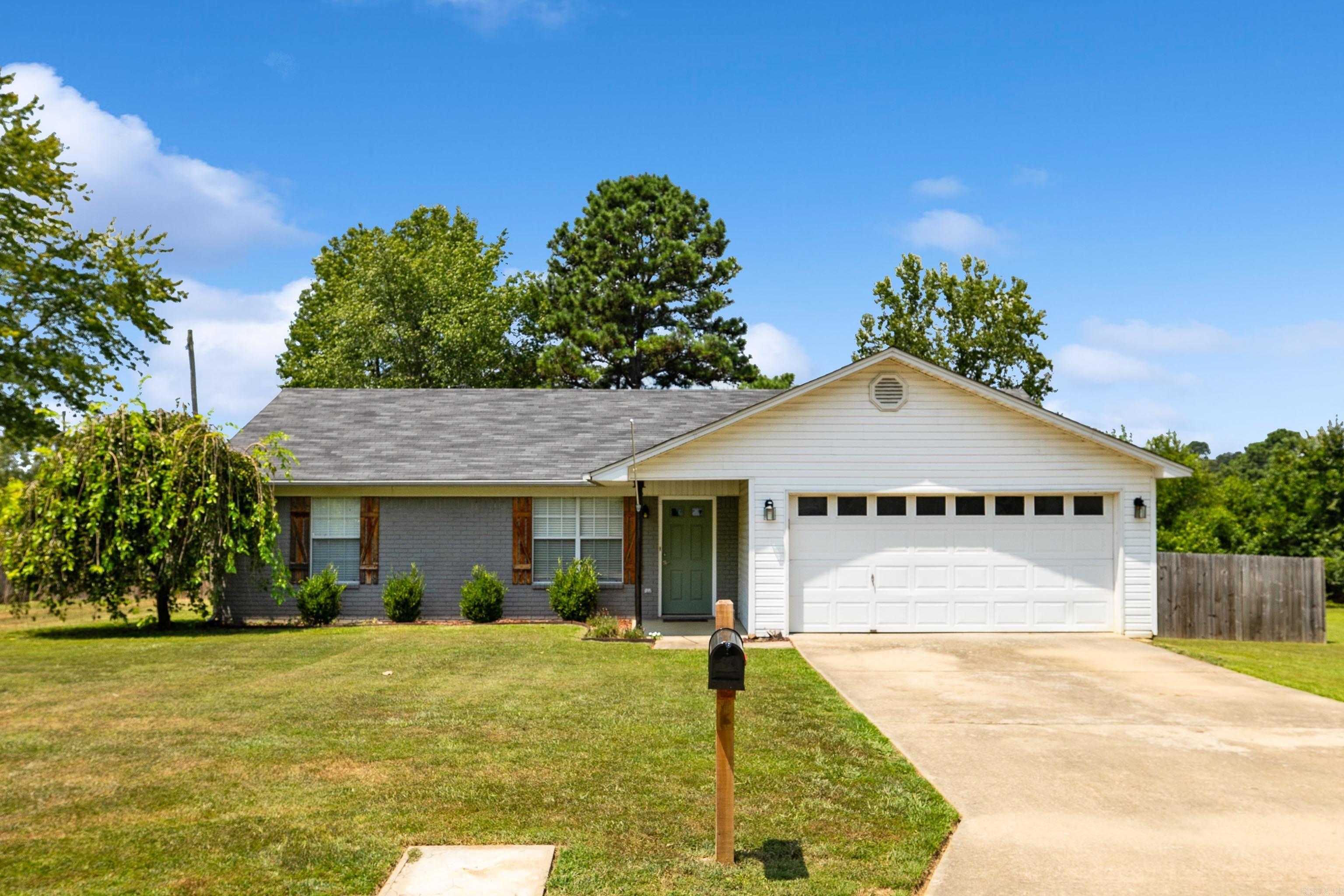 PAWNEE VILLAGE - Residential