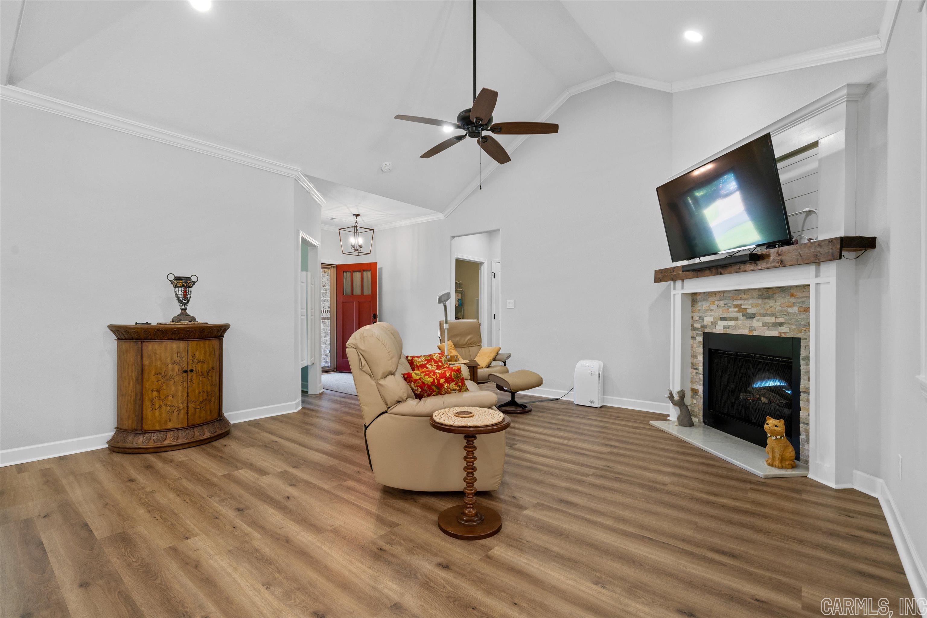 HIGH MEADOW ESTATES - Residential