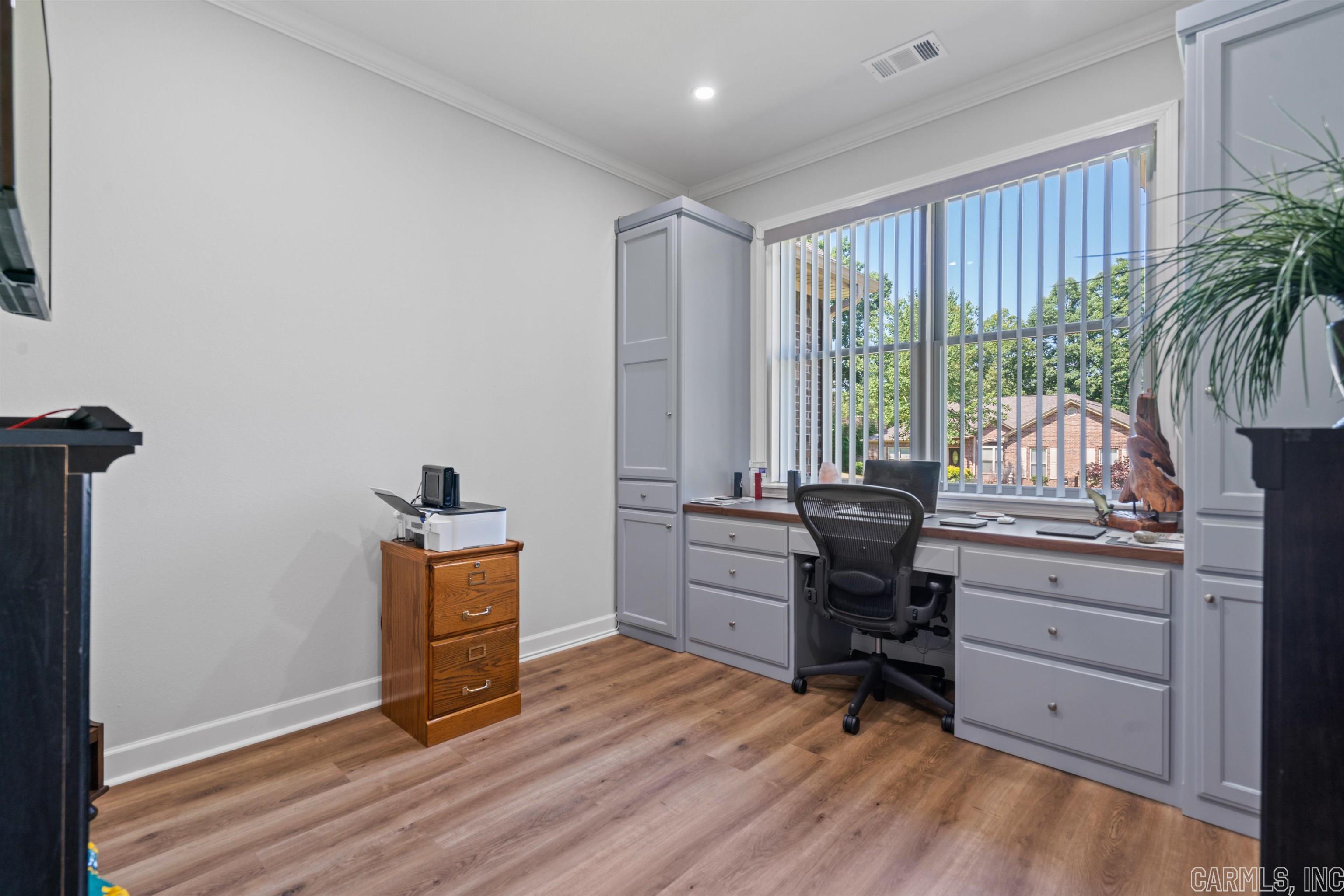 HIGH MEADOW ESTATES - Residential