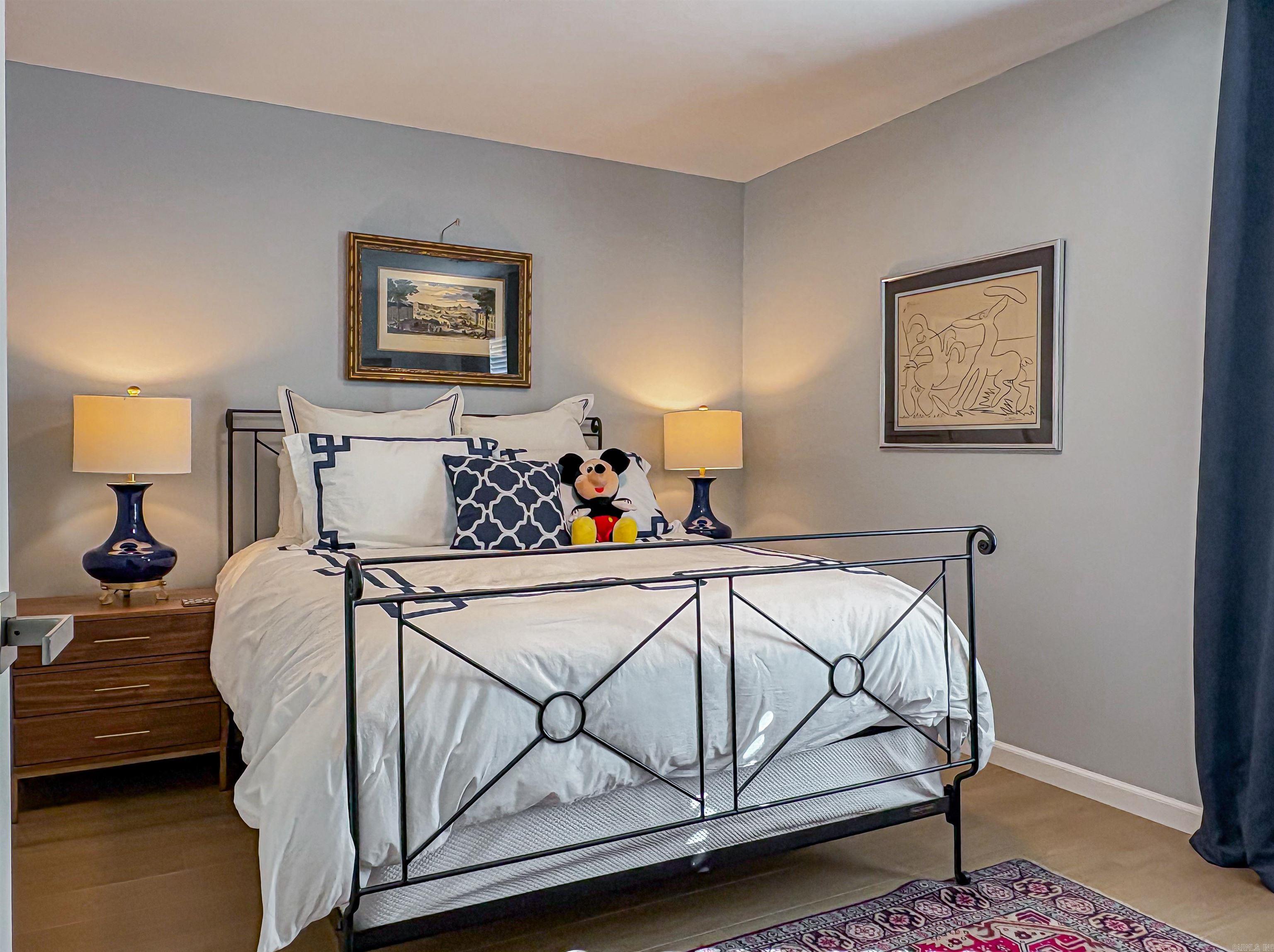 THE MEADOWS - Residential