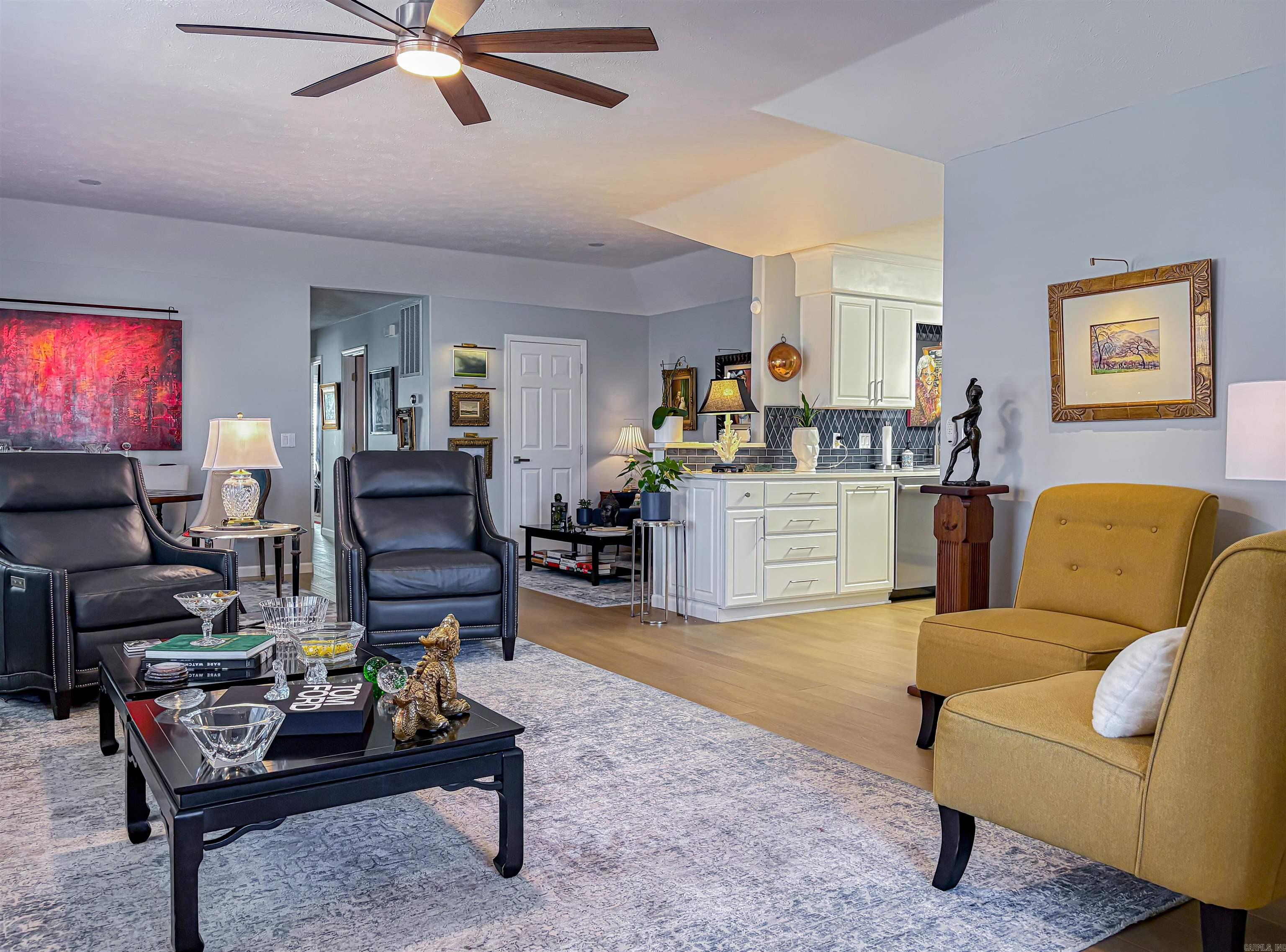 THE MEADOWS - Residential