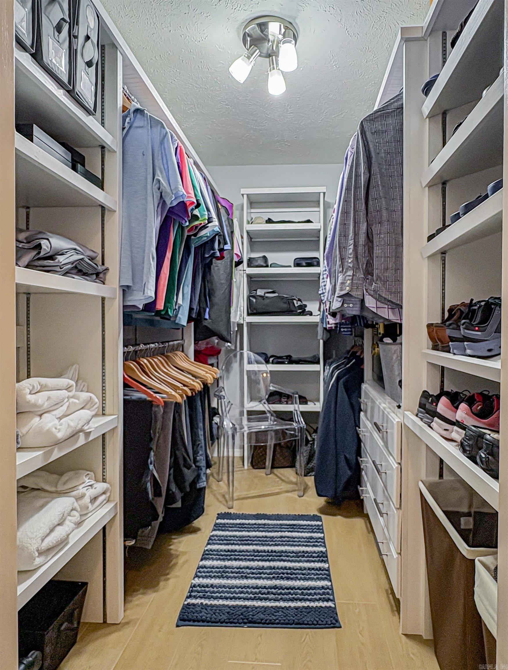 THE MEADOWS - Residential