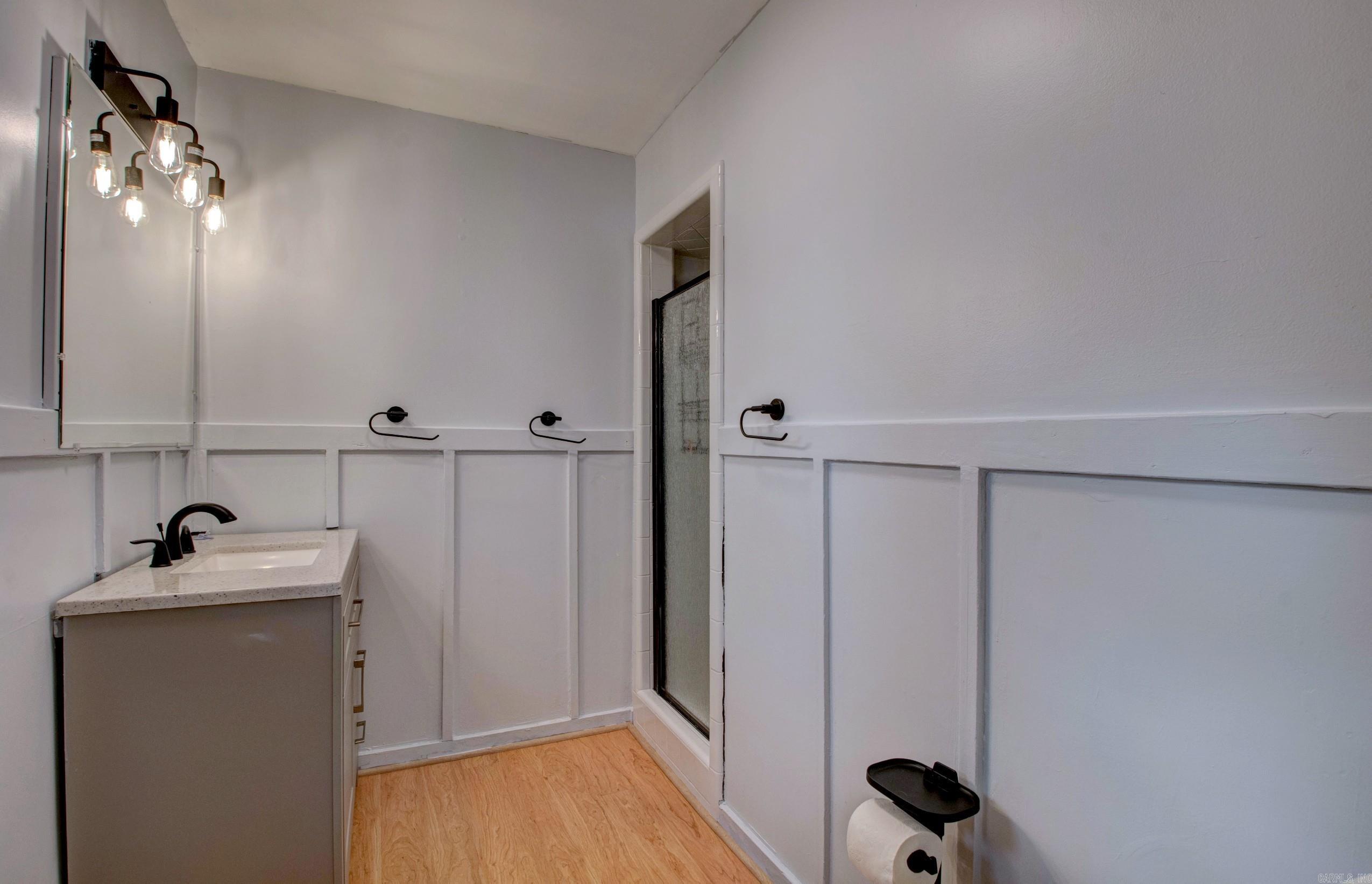 COUNTRY CLUB PARK - Residential