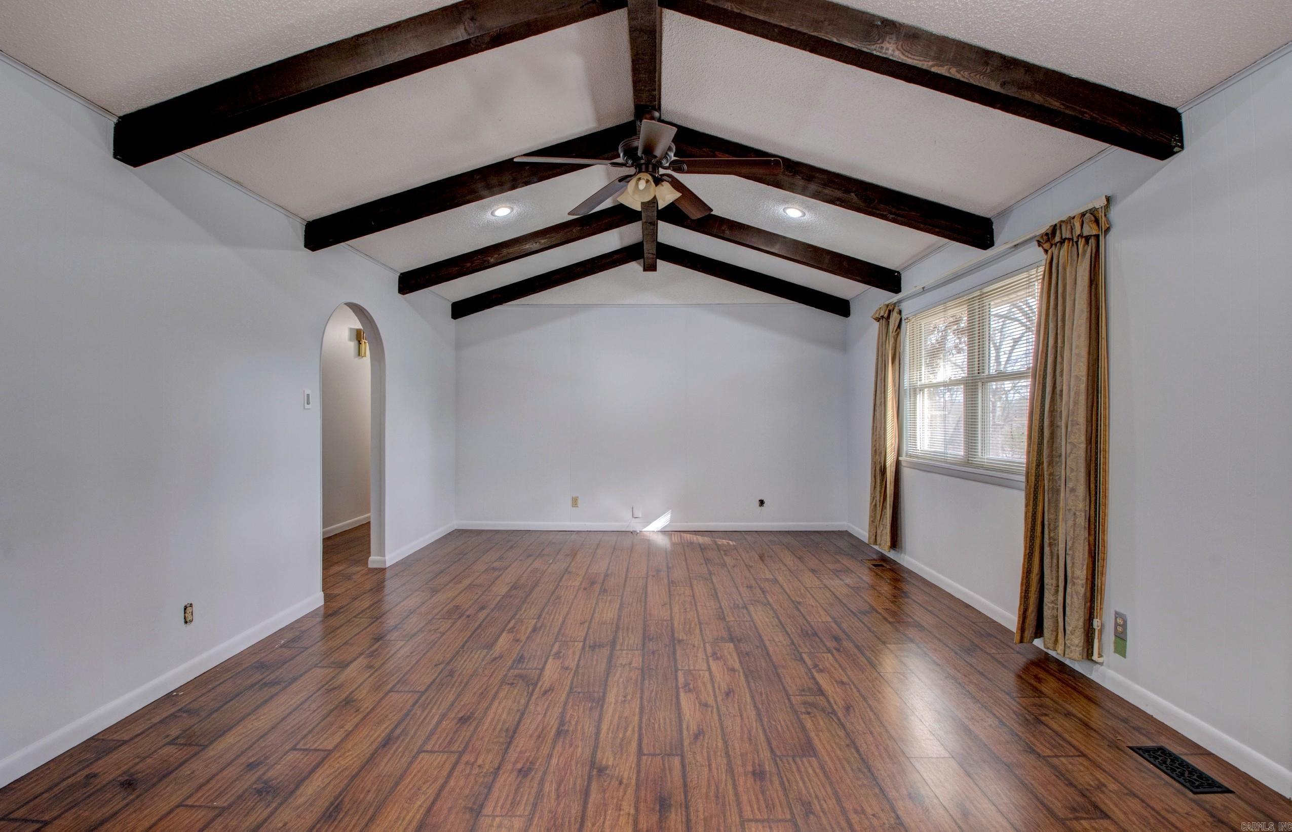 COUNTRY CLUB PARK - Residential