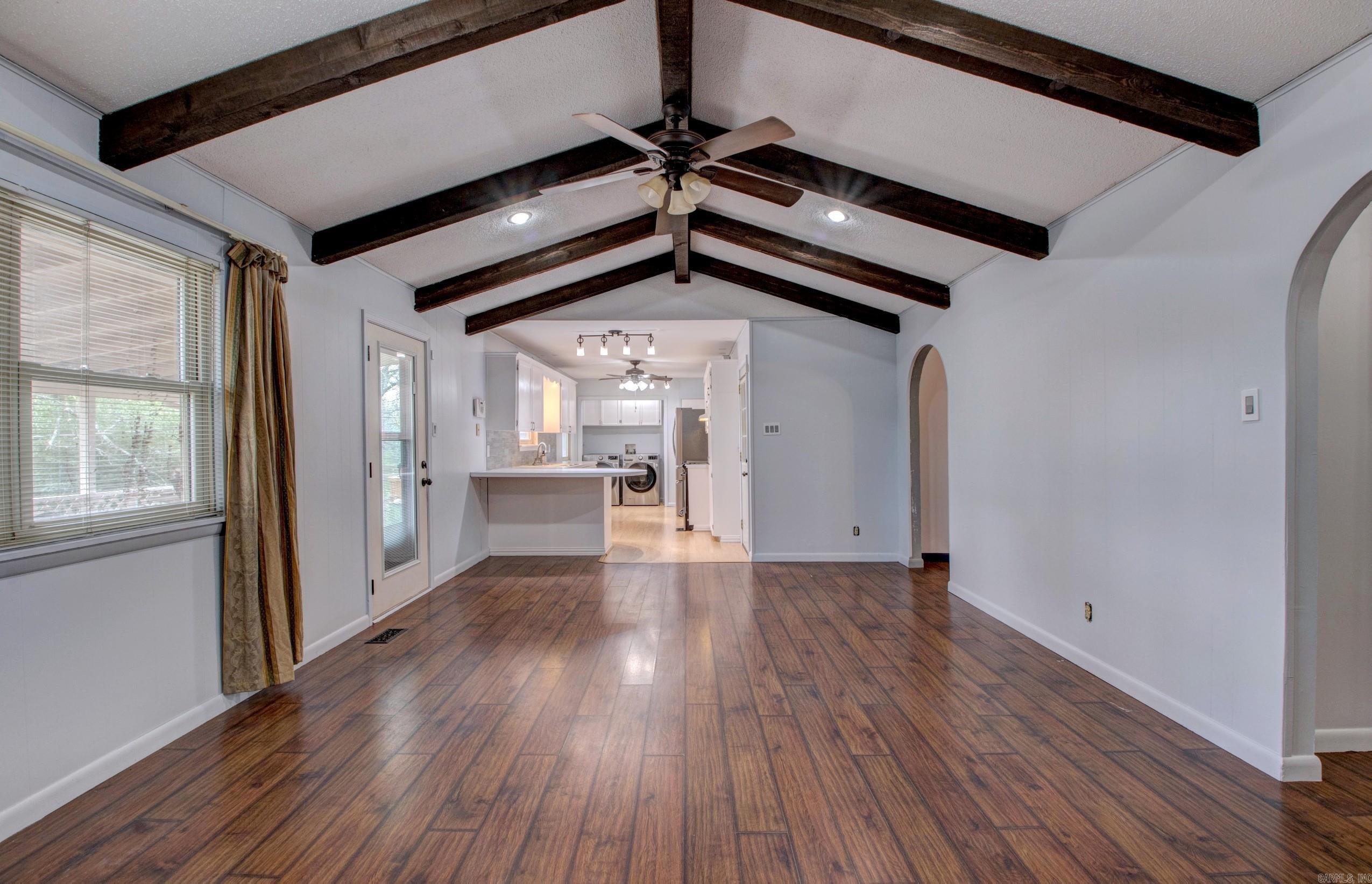 COUNTRY CLUB PARK - Residential