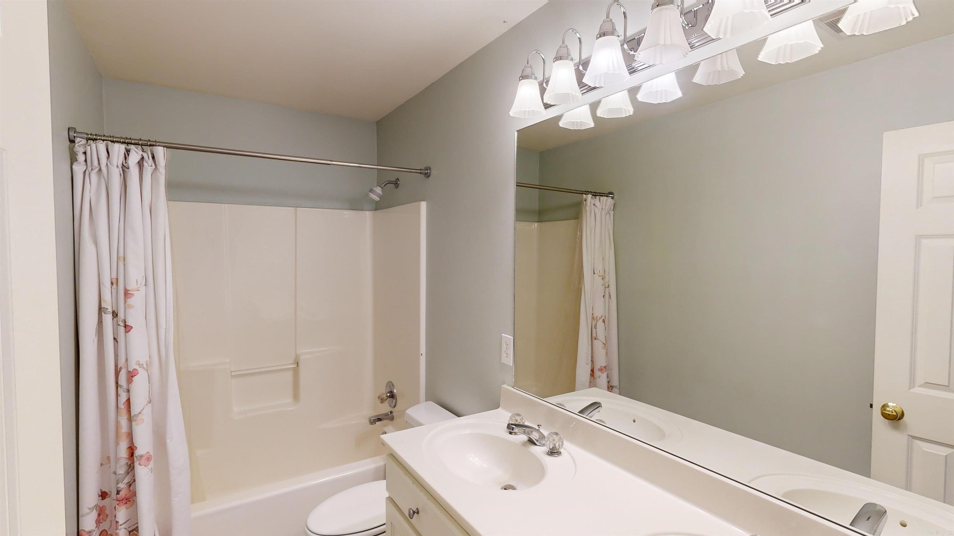 THE VILLAGES OF WELLINGTON - Residential