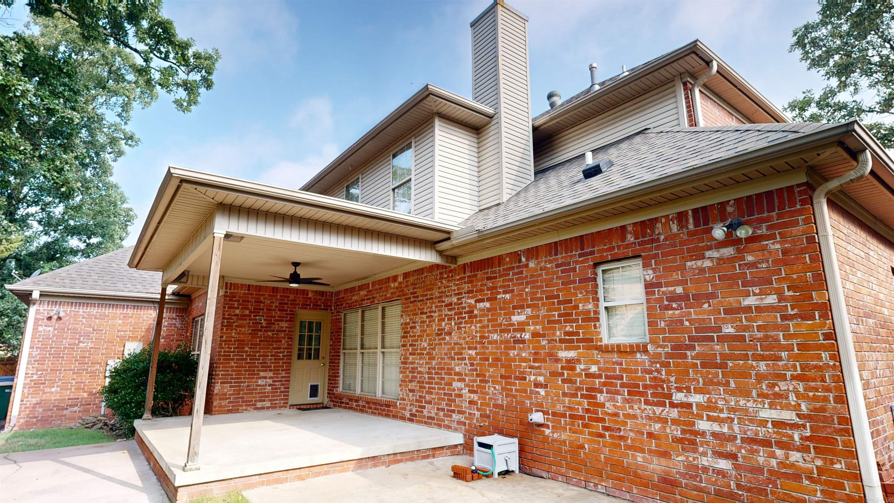 THE VILLAGES OF WELLINGTON - Residential