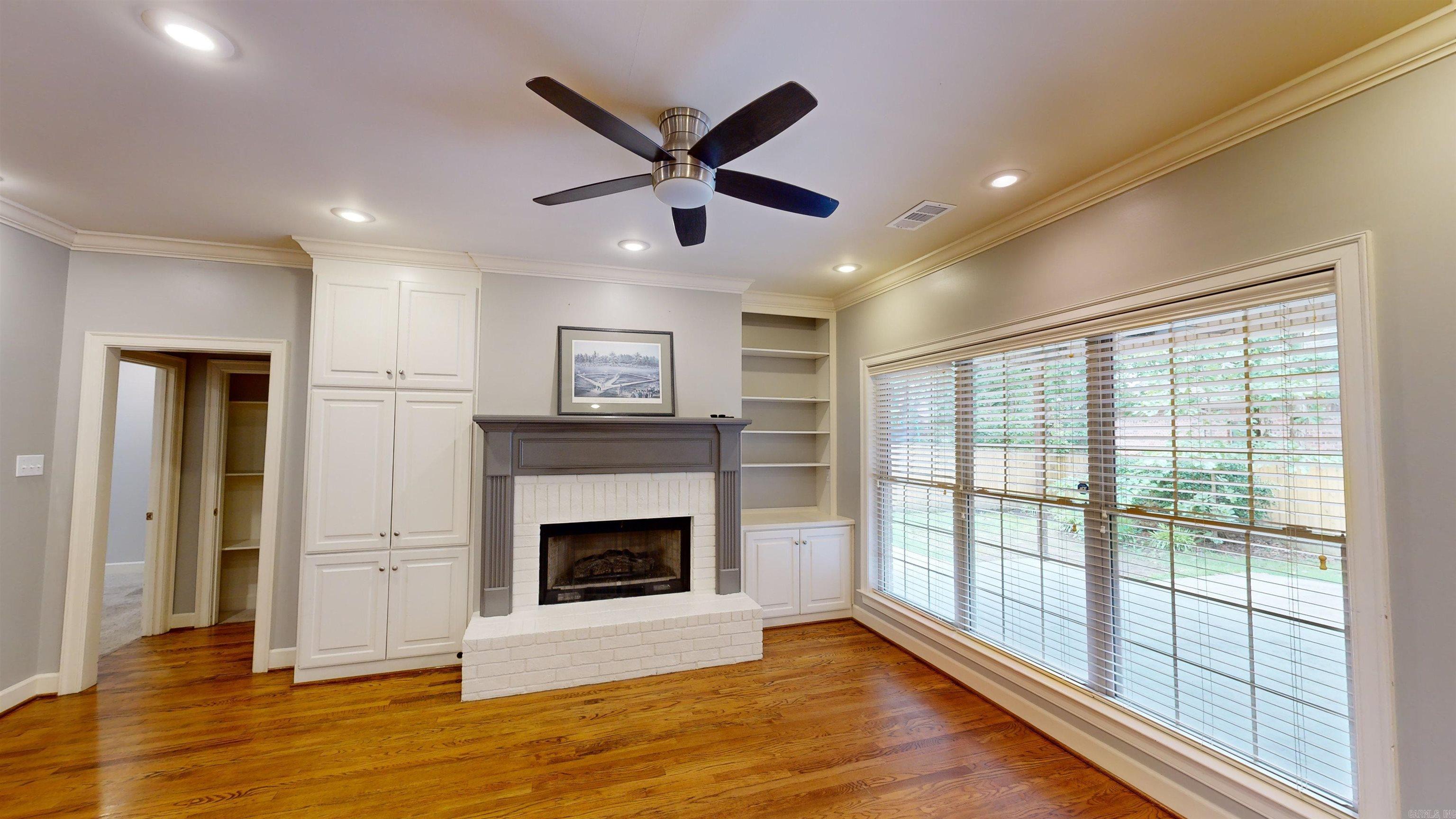 THE VILLAGES OF WELLINGTON - Residential